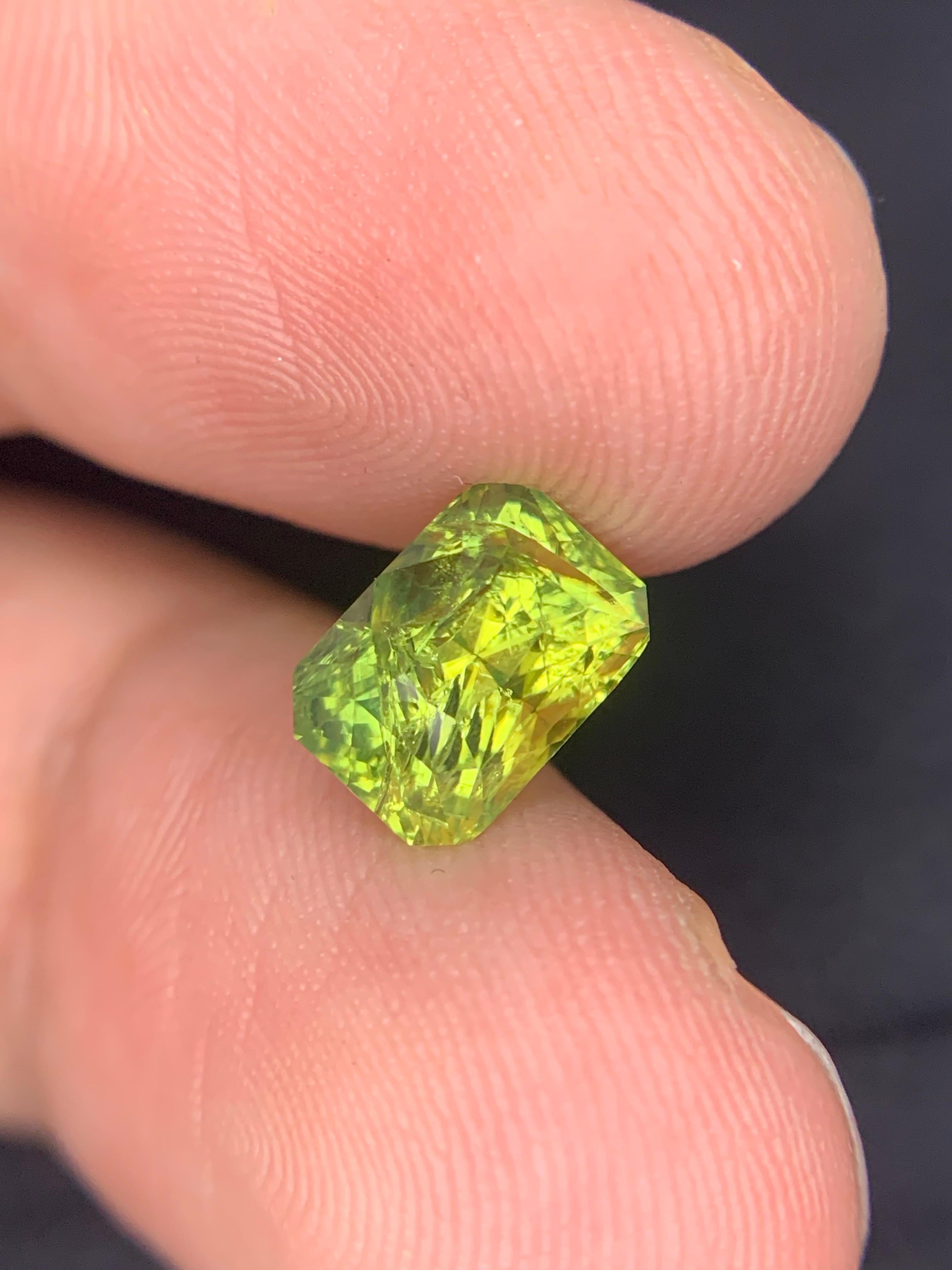 Unerhitzter zertifizierter 3,19 Karat natürlicher loser dreifarbiger Saphir Edelstein im Angebot 6