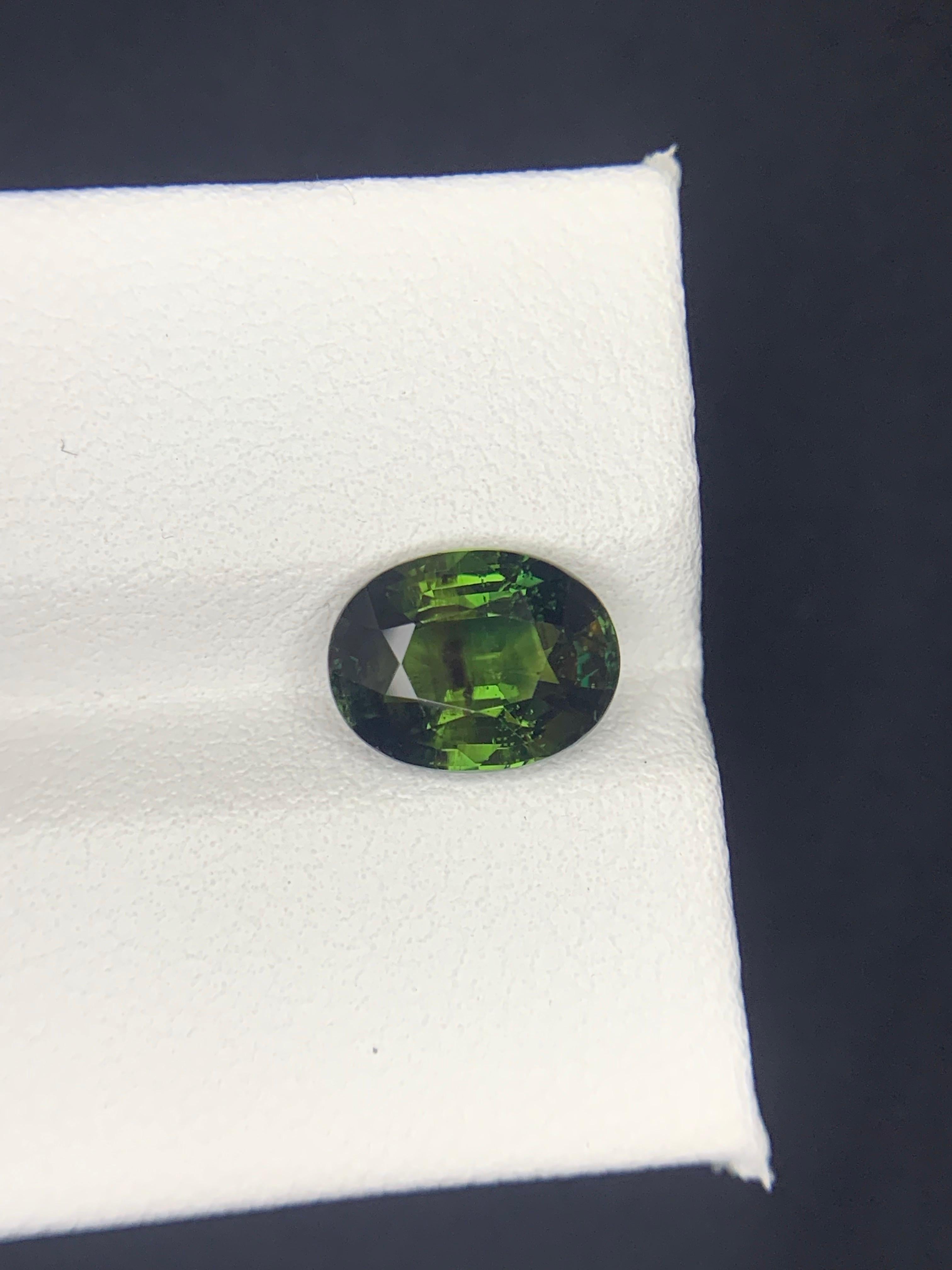 Gemma di zaffiro sciolta naturale non riscaldata certificata da 3,29 carati del Madagascar in vendita 4