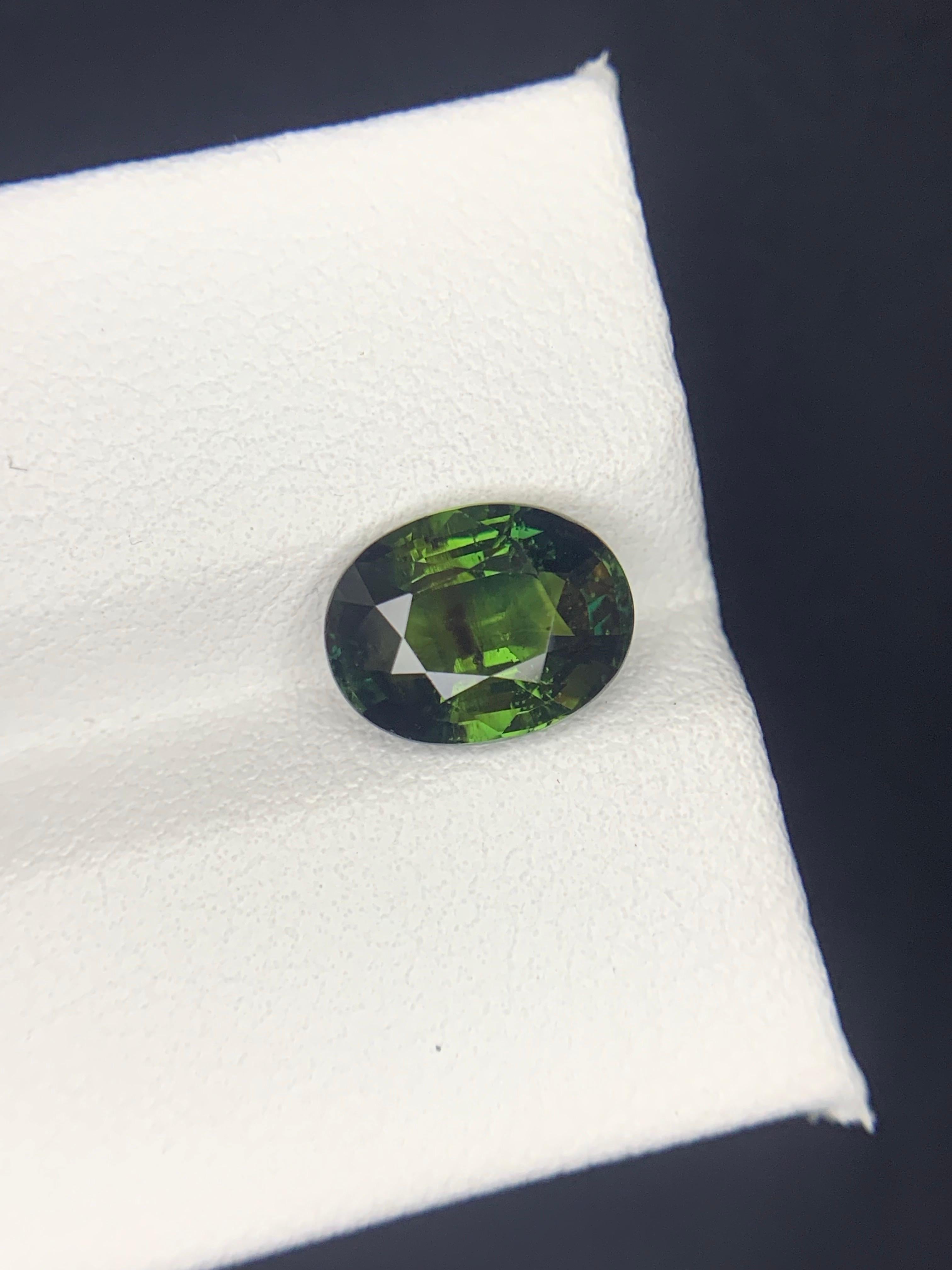 da uomo o donna Gemma di zaffiro sciolta naturale non riscaldata certificata da 3,29 carati del Madagascar in vendita