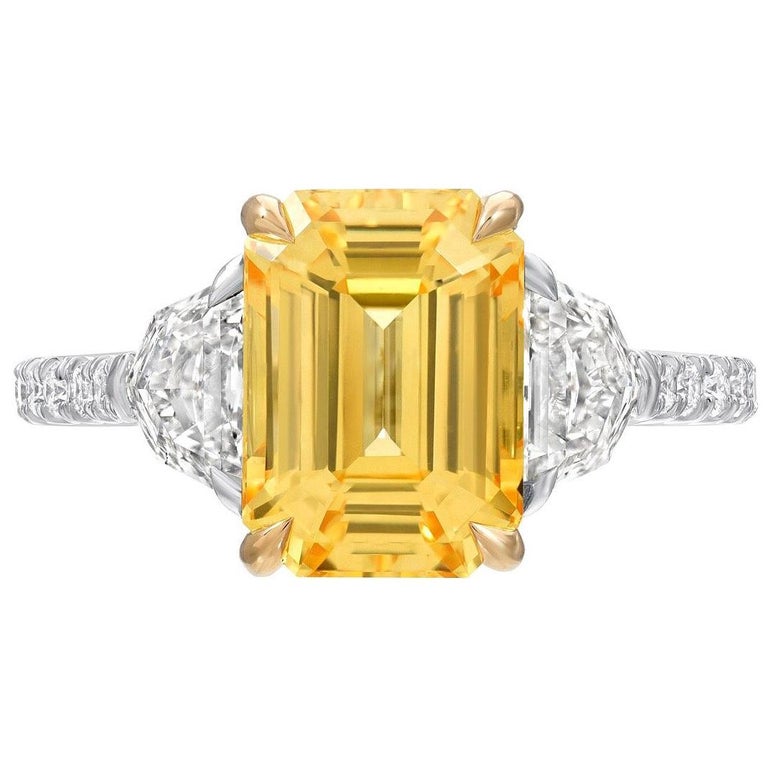 Natural Yellow Sapphire Ring Emerald Cut 4.47 Carats GIA Certified Unheated For Sale