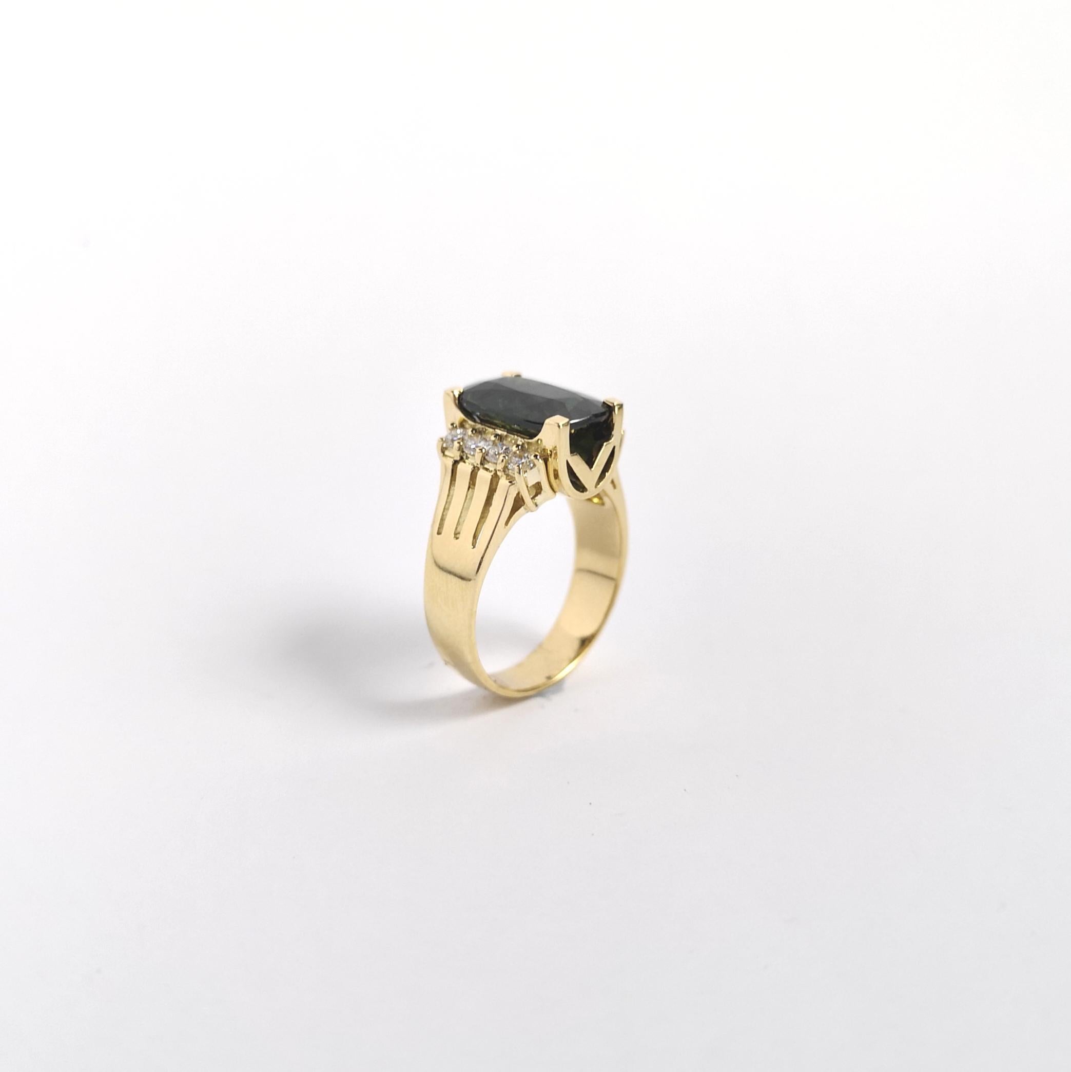 Ring mit unerhitztem grünem Saphir und Diamant in 18 Karat Goldfassungen gefasst im Angebot 7