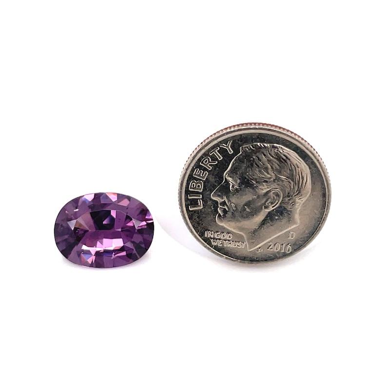Unheated Lavender Purple Spinel 3.91 Carats, Loose Gemstone for Ring or Pendant For Sale 1