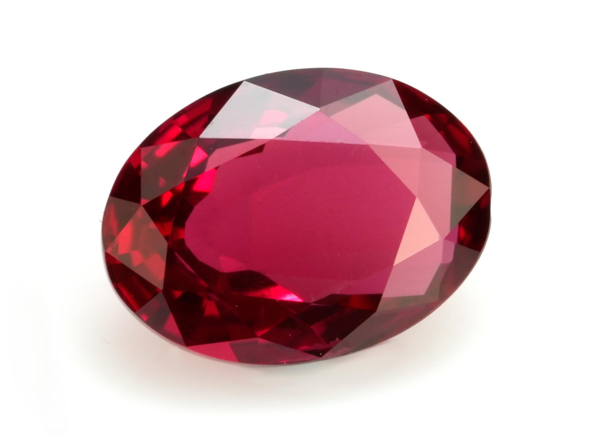 Contemporary Unheated Mozambique Ruby 1.04 Ct G-ID Certified Oval Cut For Sale
