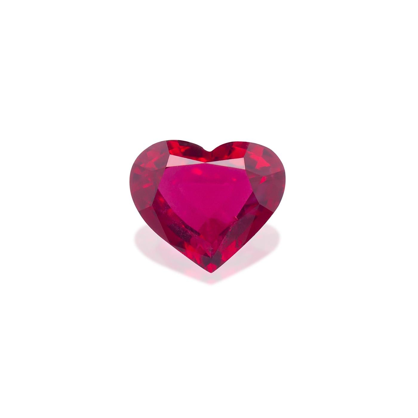 Unheated Mozambique Ruby 1.05 Ct G-ID Certified Heart Cut In New Condition For Sale In Bangkok, TH