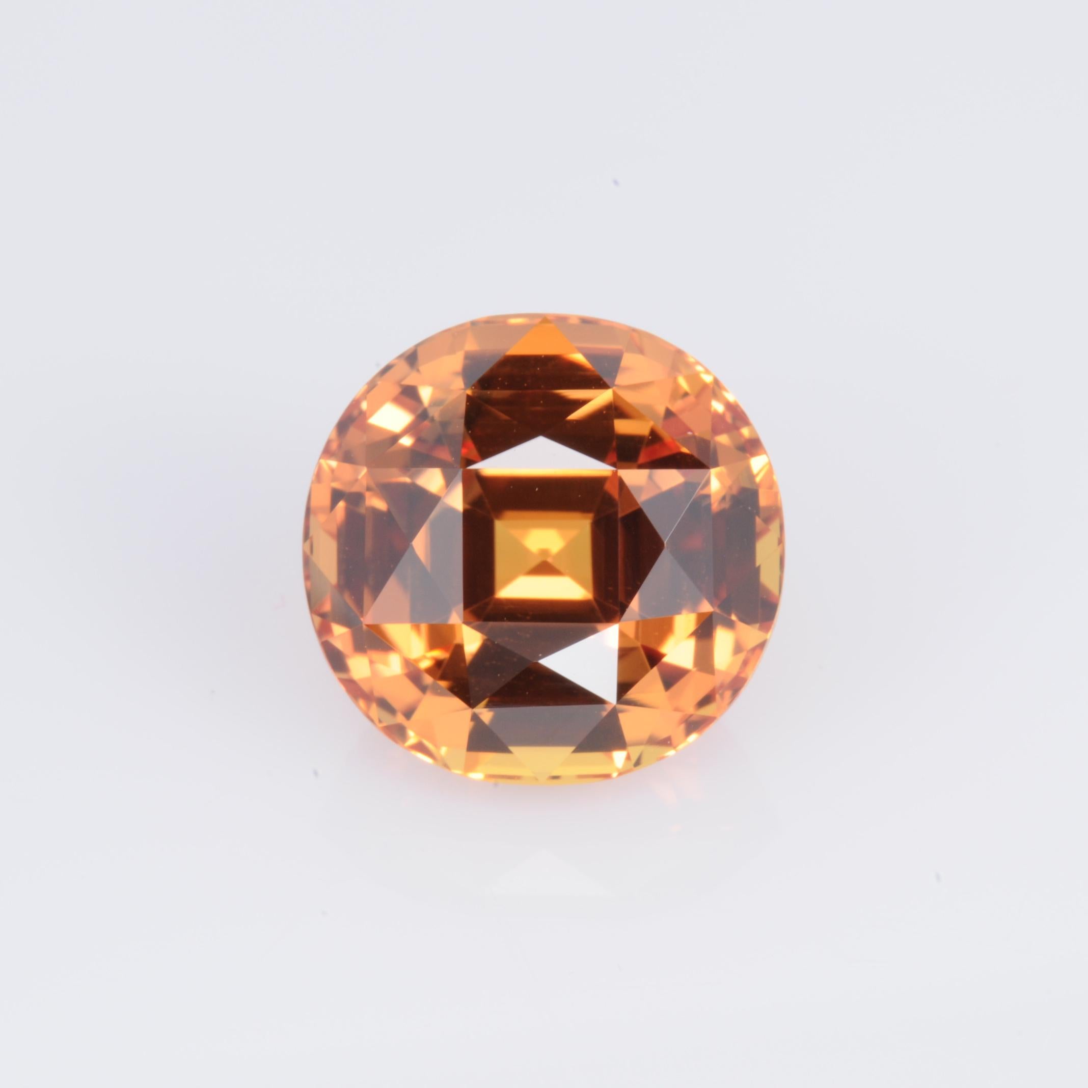 Rare and exceptional 8.10 carat unheated orange Sapphire round gem, offered loose to an avid gem collector.
The G.I.A. gem certificate is attached to the images for your reference.
Returns are accepted and paid by us within 7 days of delivery.
We