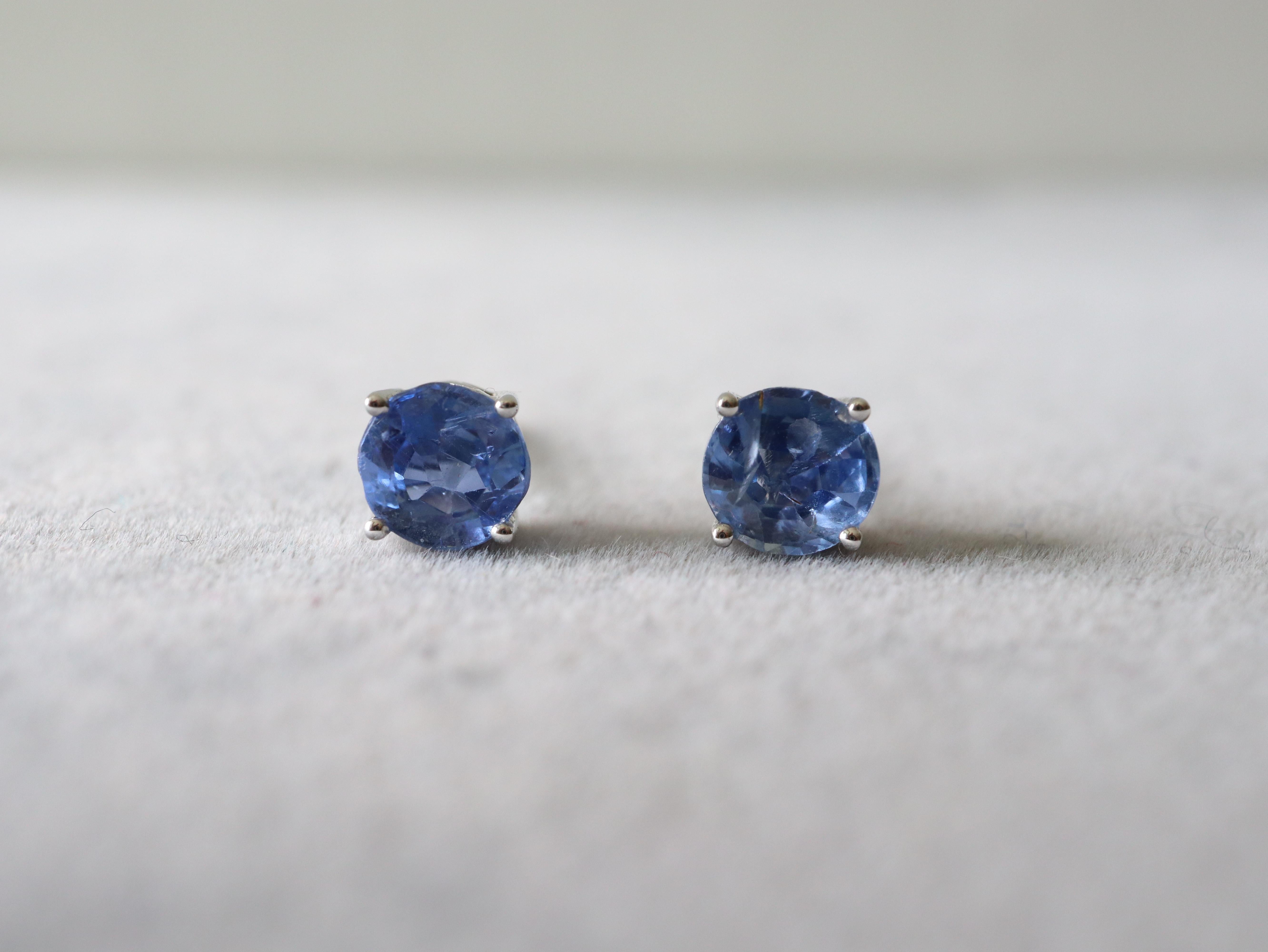 Women's Unheated Pastel Blue Sapphire Halo 3Ways versatile stud earring