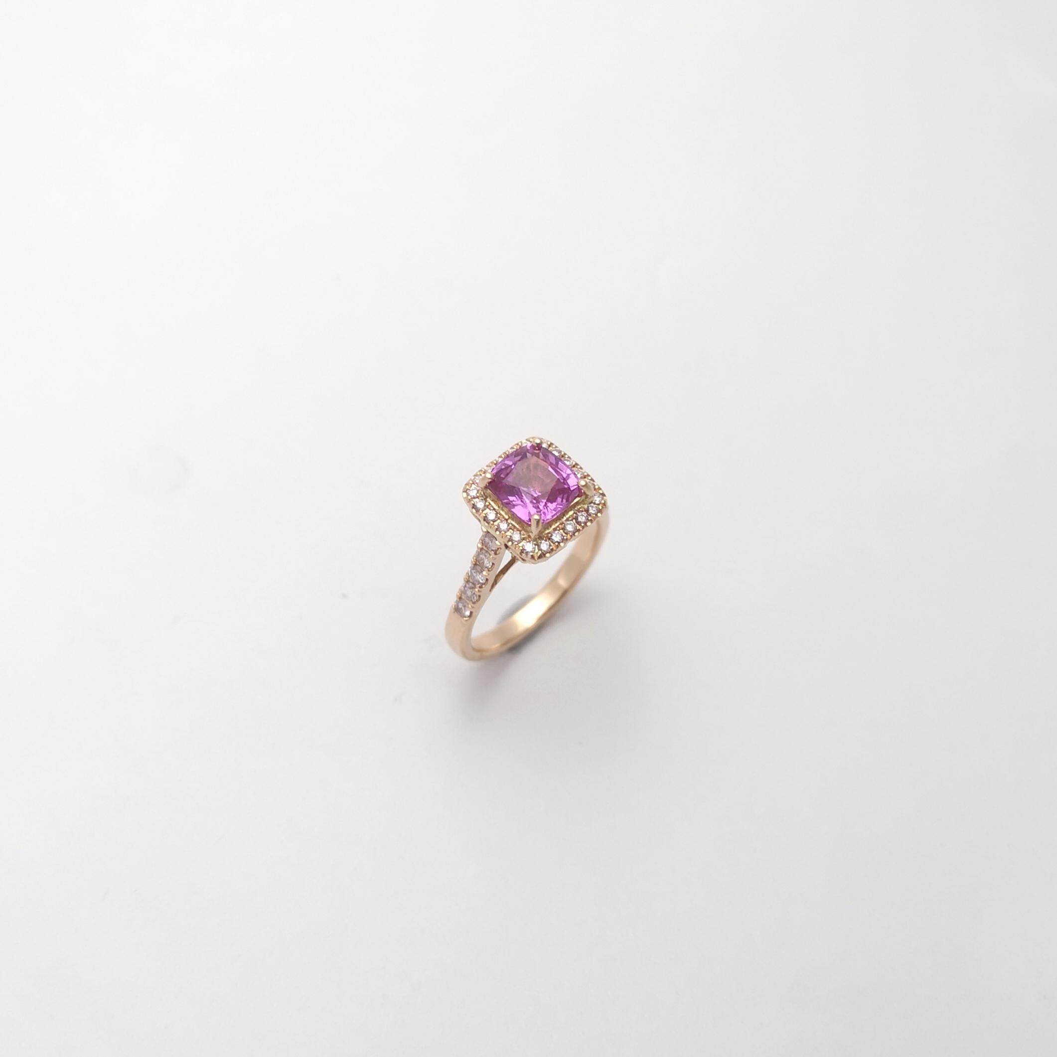 Unheated Pink Sapphire with Pink Diamond Ring set in 18K Rose Gold Settings For Sale 4