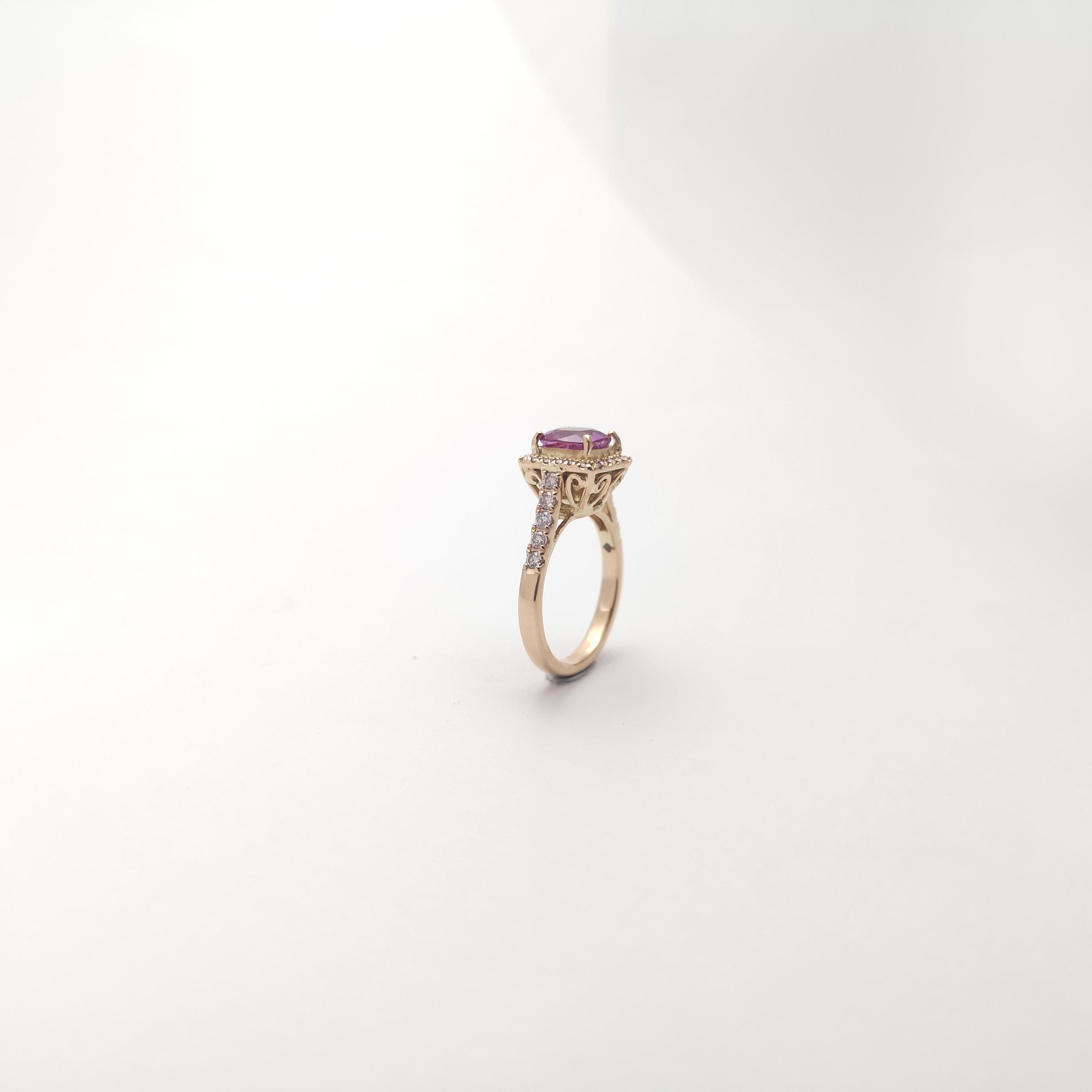 Unheated Pink Sapphire with Pink Diamond Ring set in 18K Rose Gold Settings For Sale 5
