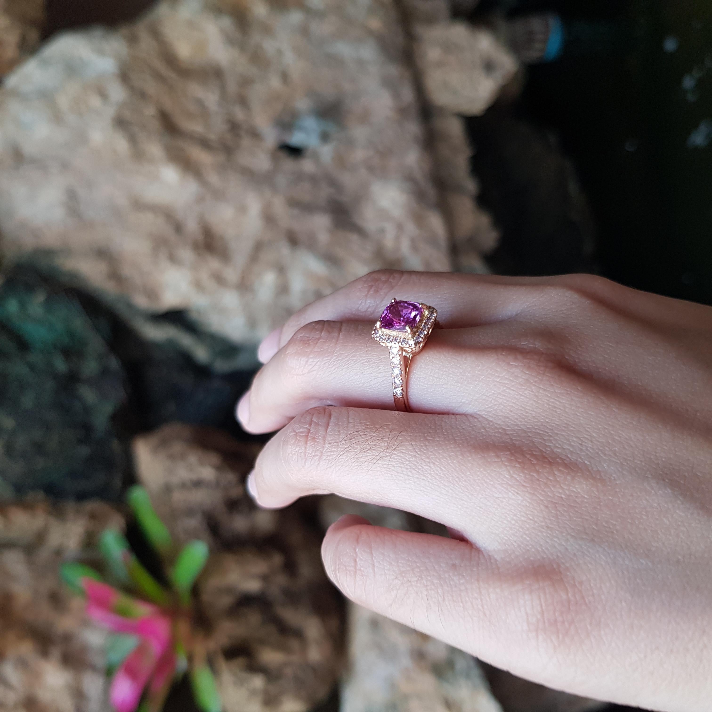 Cushion Cut Unheated Pink Sapphire with Pink Diamond Ring set in 18K Rose Gold Settings For Sale