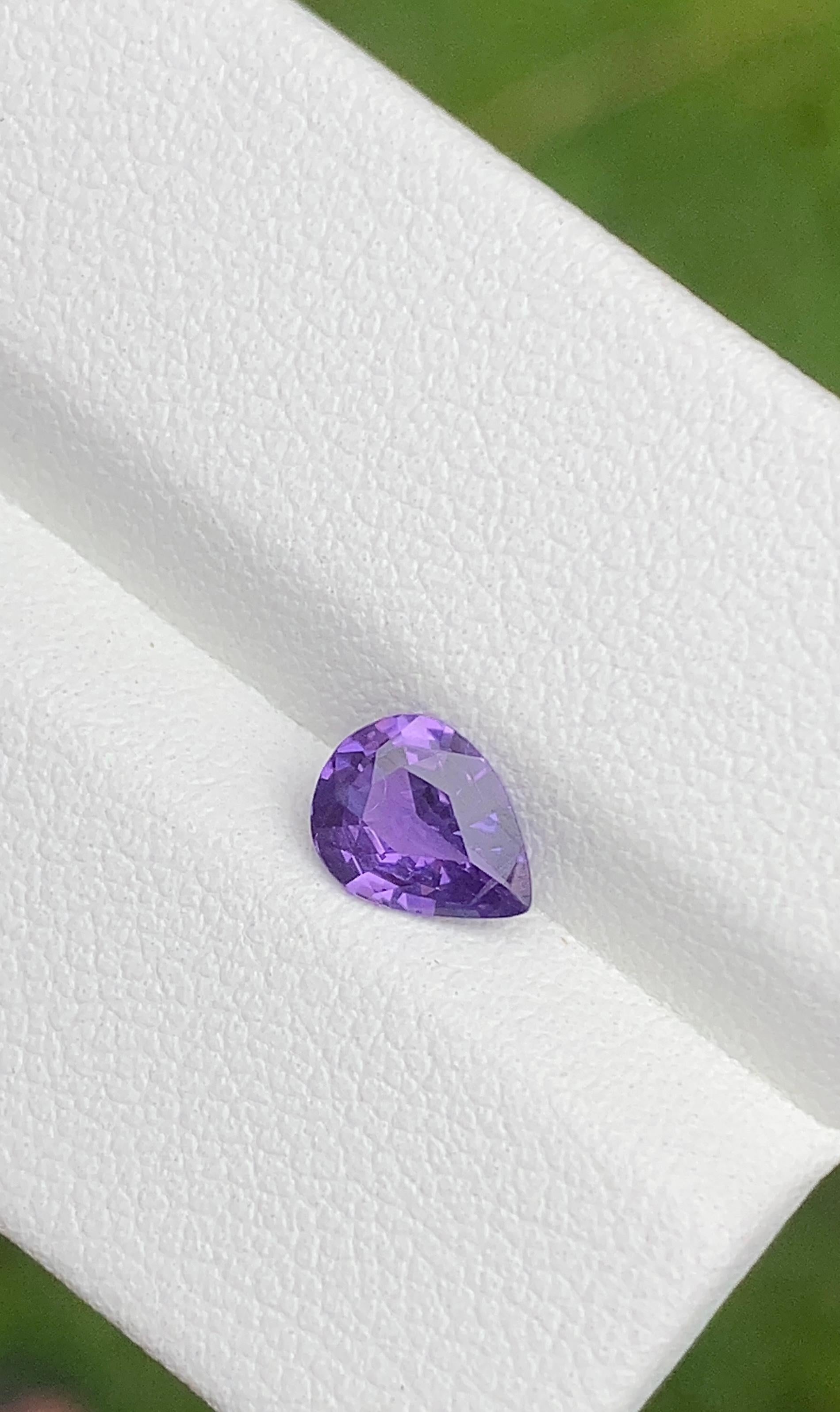 Unheated Purple Sapphire Ring Gem 0.75 Carat Loose Gemstone In New Condition For Sale In Makola, LK