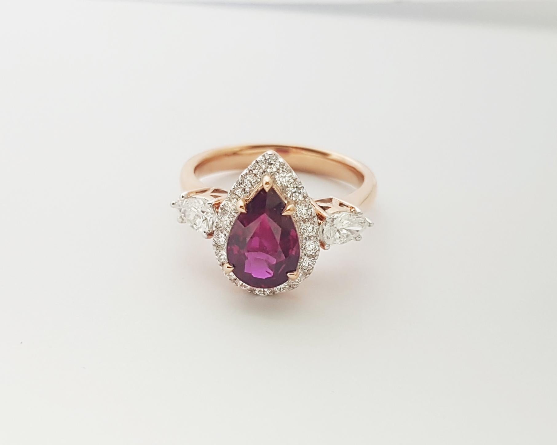 Unheated Ruby and Diamond Ring set in 18K Rose Gold Settings For Sale 5