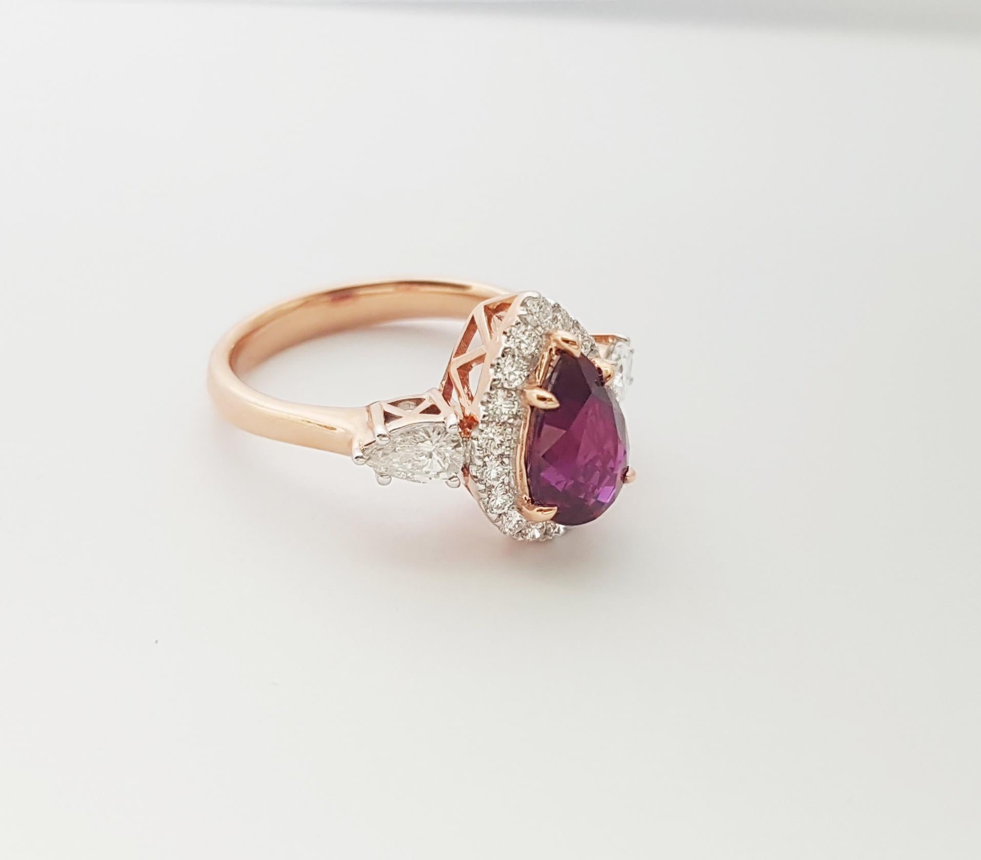 Unheated Ruby and Diamond Ring set in 18K Rose Gold Settings For Sale 6