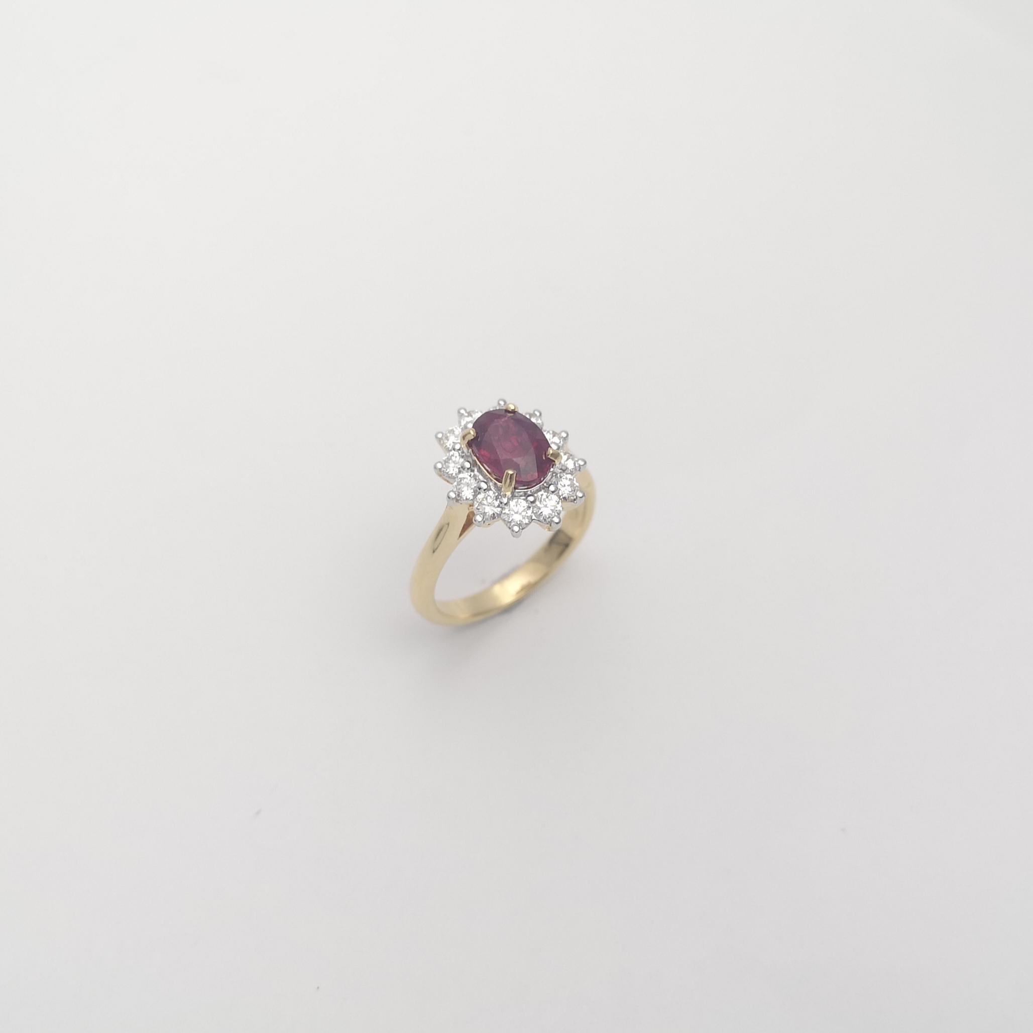 Unerhitzter Rubin mit Diamantring in 18 Karat Goldfassungen gefasst im Angebot 4
