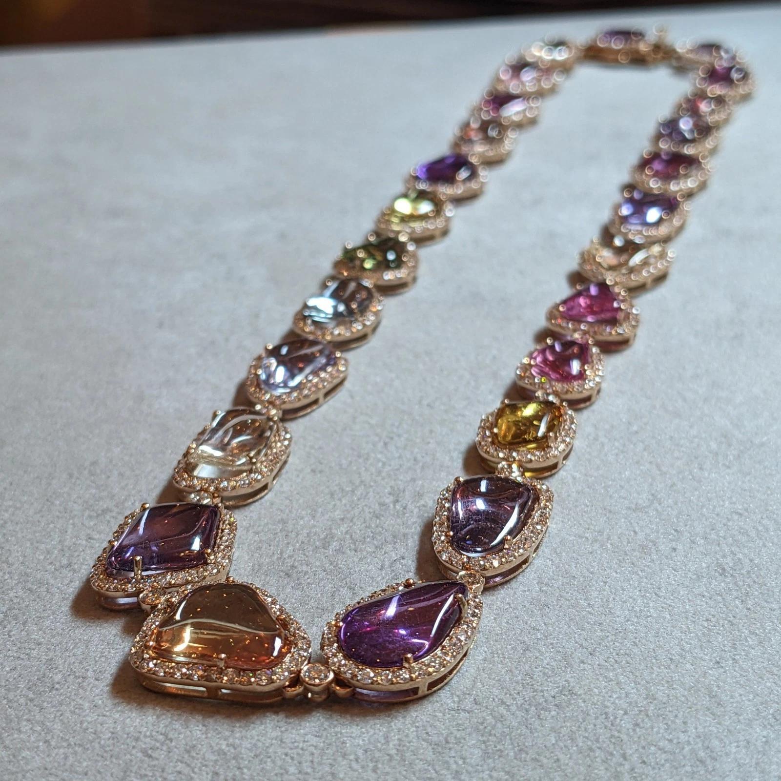 Collana di zaffiri e diamanti non riscaldati in oro rosa 18k in vendita 2