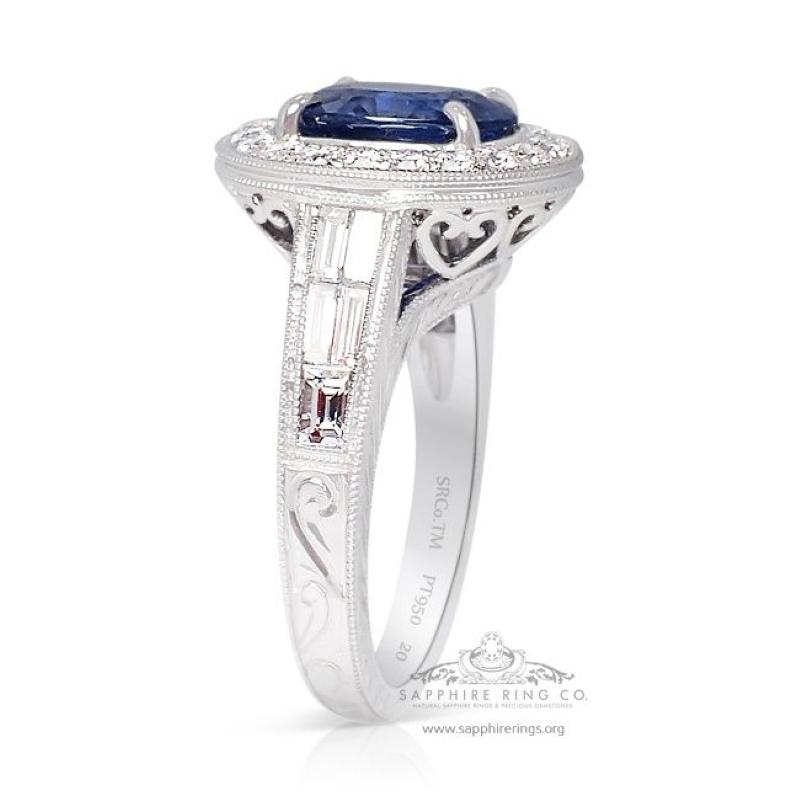Oval Cut Unheated Sapphire Ring, 3.03ct Platinum GIA Certified Royal Blue Ceylon Sapphire For Sale