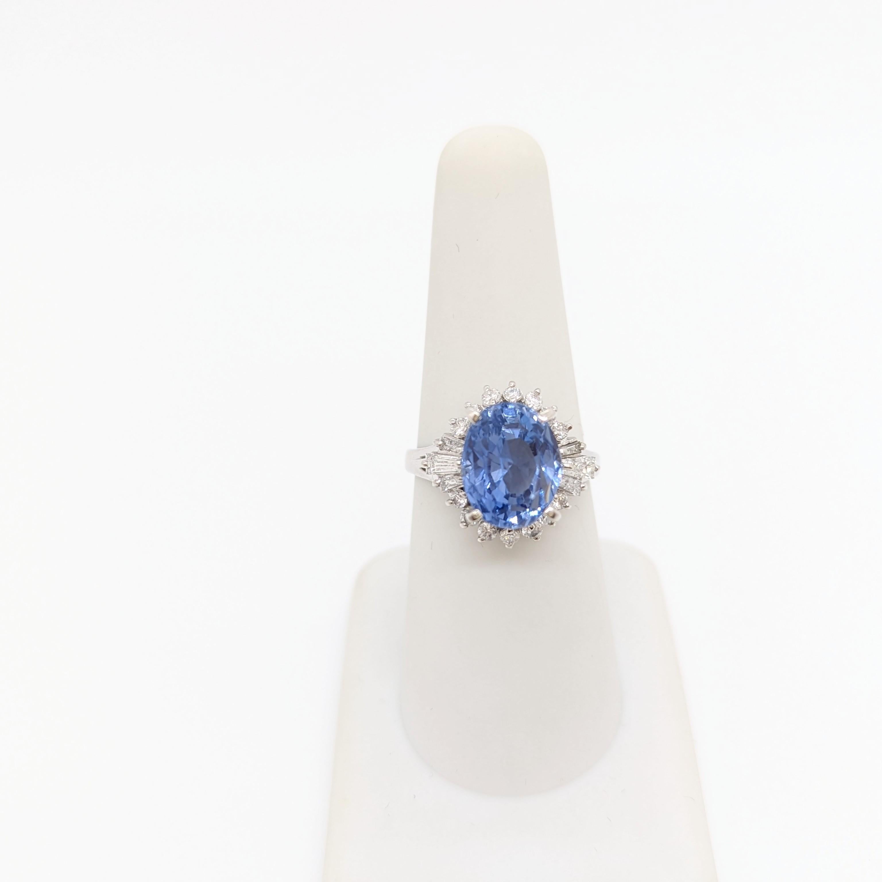 Unheated Sri Lanka Blue Sapphire and White Diamond Cocktail Ring in Platinum In New Condition For Sale In Los Angeles, CA