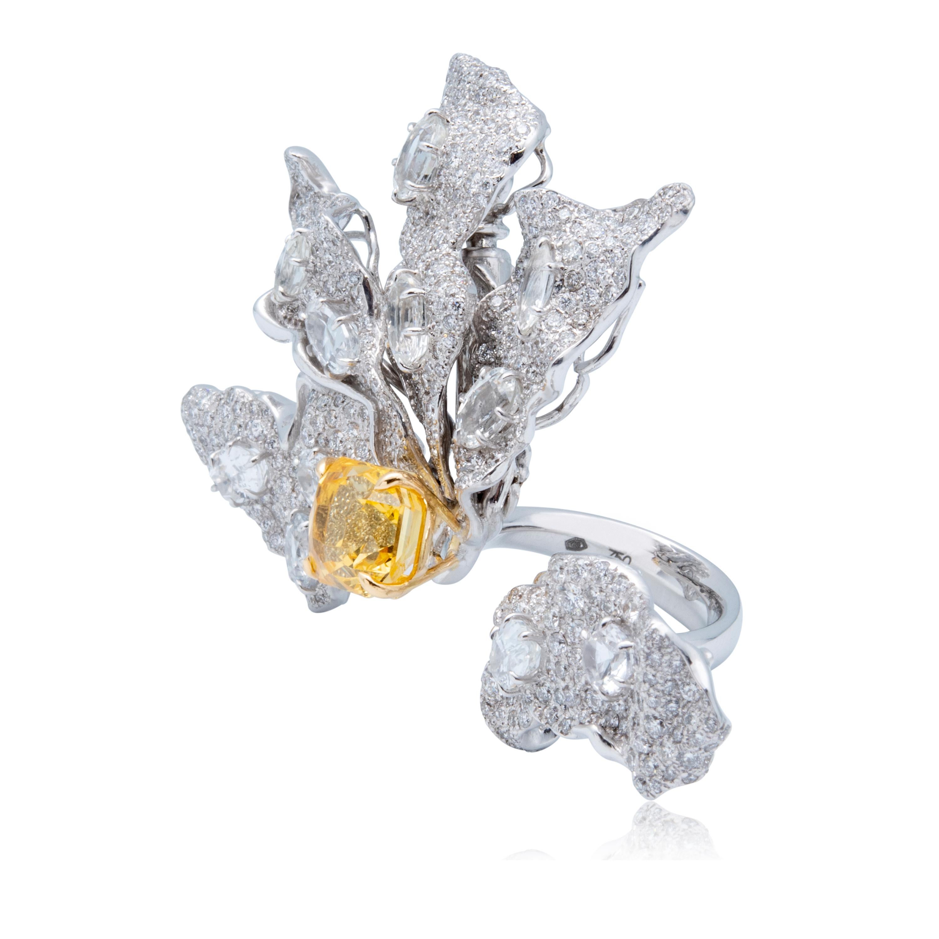 Collection: The Gem Made Me Do It

Title: “He Loves Me” Ring

This unheated yellow sapphire really wanted to be a daisy but not just any daisy.
It wanted to be the Super Luxe version of the “He loves me, He loves me not, He loves me…” daisy.
A