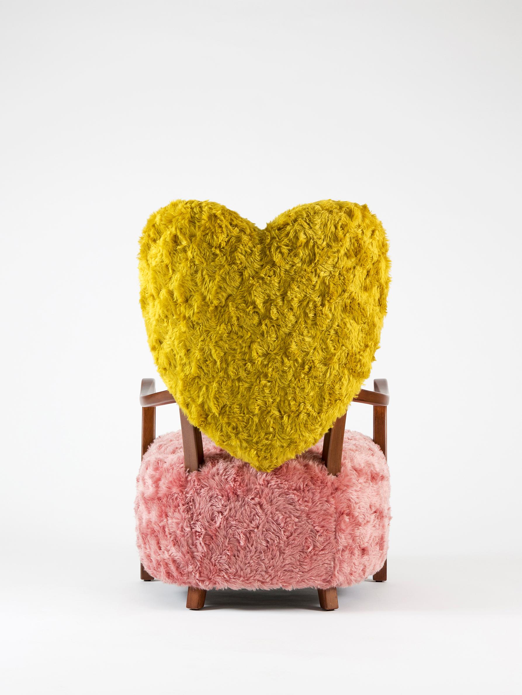Fauteuil Uni de Merve Kahraman, tapissé de mohair Kvadrat jaune moutarde et rose Neuf - En vente à New York, NY