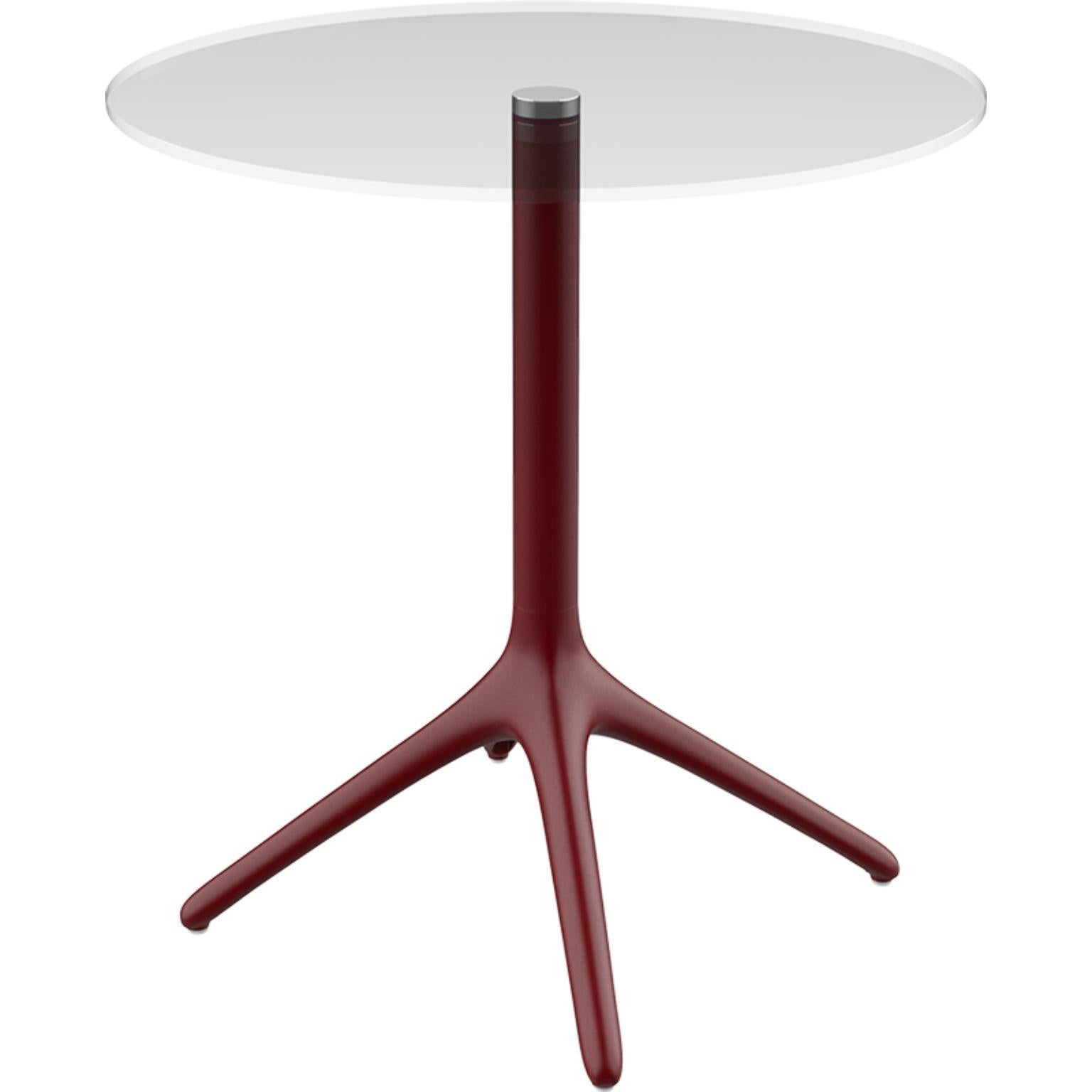Uni Burgundy table 73 by MOWEE
Dimensions: D 45.5 x H 73 cm
Material: Aluminium, tempered glass
Weight: 5.5 kg
Also available in different colours and finishes. Collapsable version available.

A table designed to be as versatile as possible