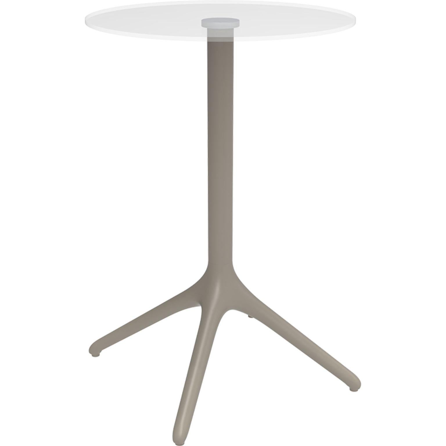Uni cream table XL 105 by MOWEE
Dimensions: D50 x H105 cm
Material: aluminium, tempered glass
Weight: 9.7 kg
Also available in different colours and finishes. 

A table designed to be as versatile as possible and can coexist with a variety of