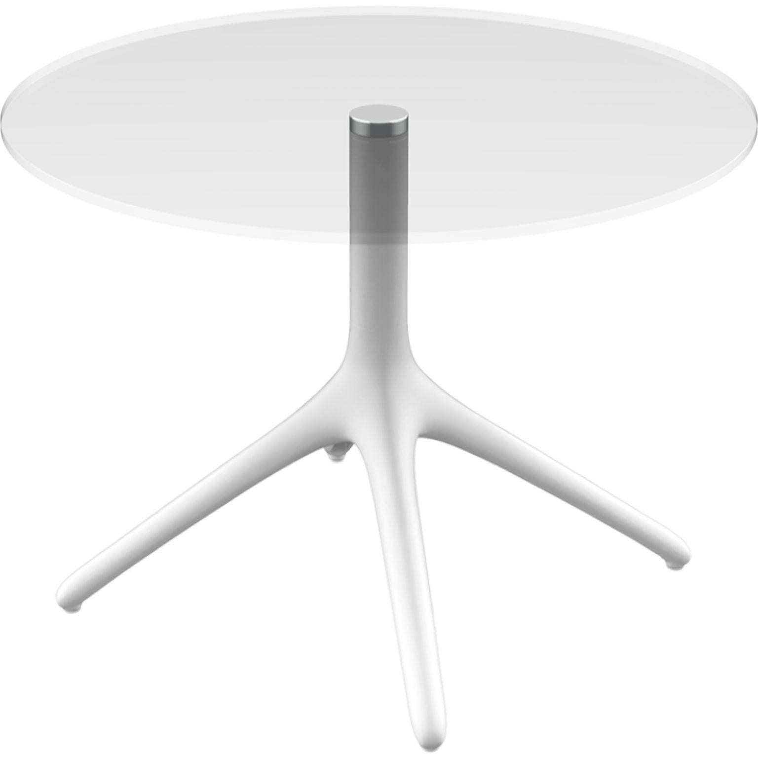 Uni white table 50 by MOWEE
Dimensions: D 45.5 x H 50 cm
Material: Aluminium, Tempered Glass
Weight: 5 kg
Also available in different colours and finishes. Collapsable version available.-

A table designed to be as versatile as possible and