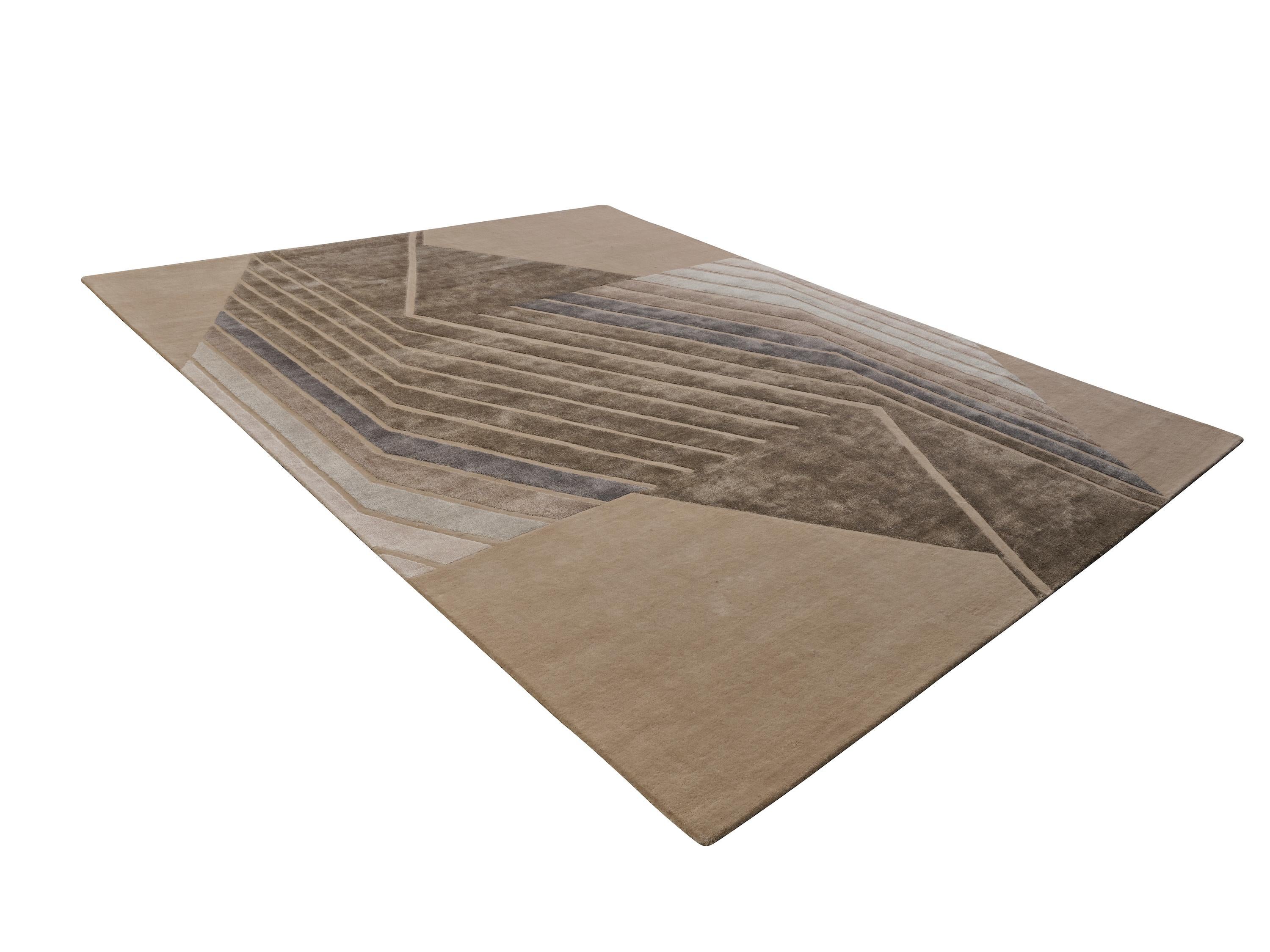 Hand-Crafted UNICO Hand Tufted Contemporary Rug in Silver Gold and Taupe Colours by Hands For Sale