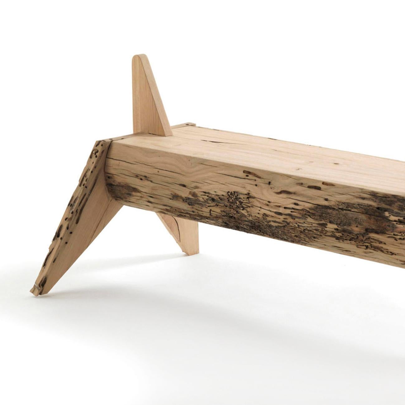 Bench unicorn all in solid oakwood from Venice.
Carved oakwood treated with natural pine extracts.