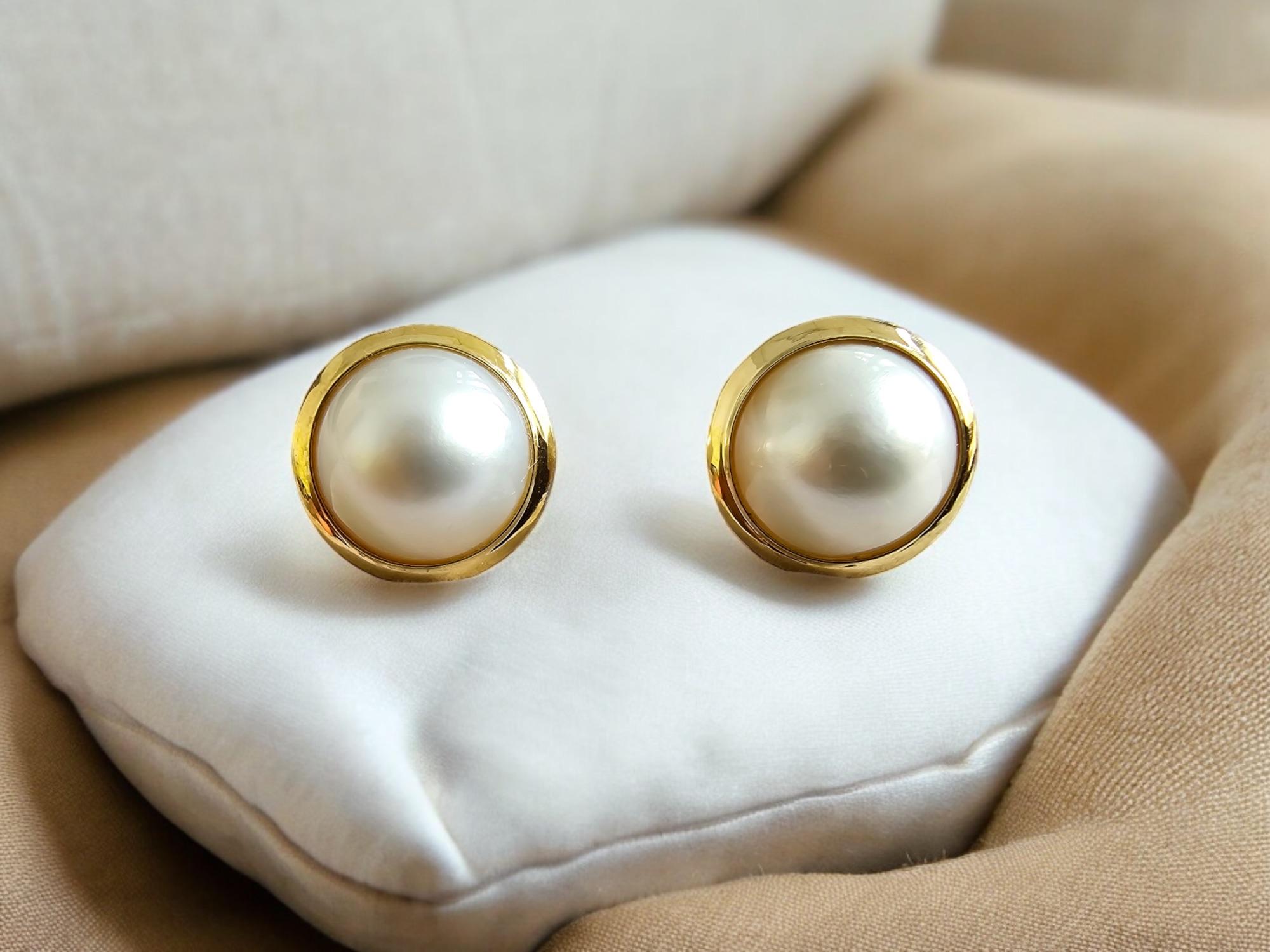 Ball Cut Unicorn White Freshwater Pearl Snap Back Earrings (with 14K Solid Yellow Gold) For Sale