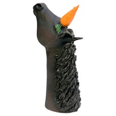 Unicorno con carota, centrotavola in ceramica, design fatto a mano in Italia, 2021