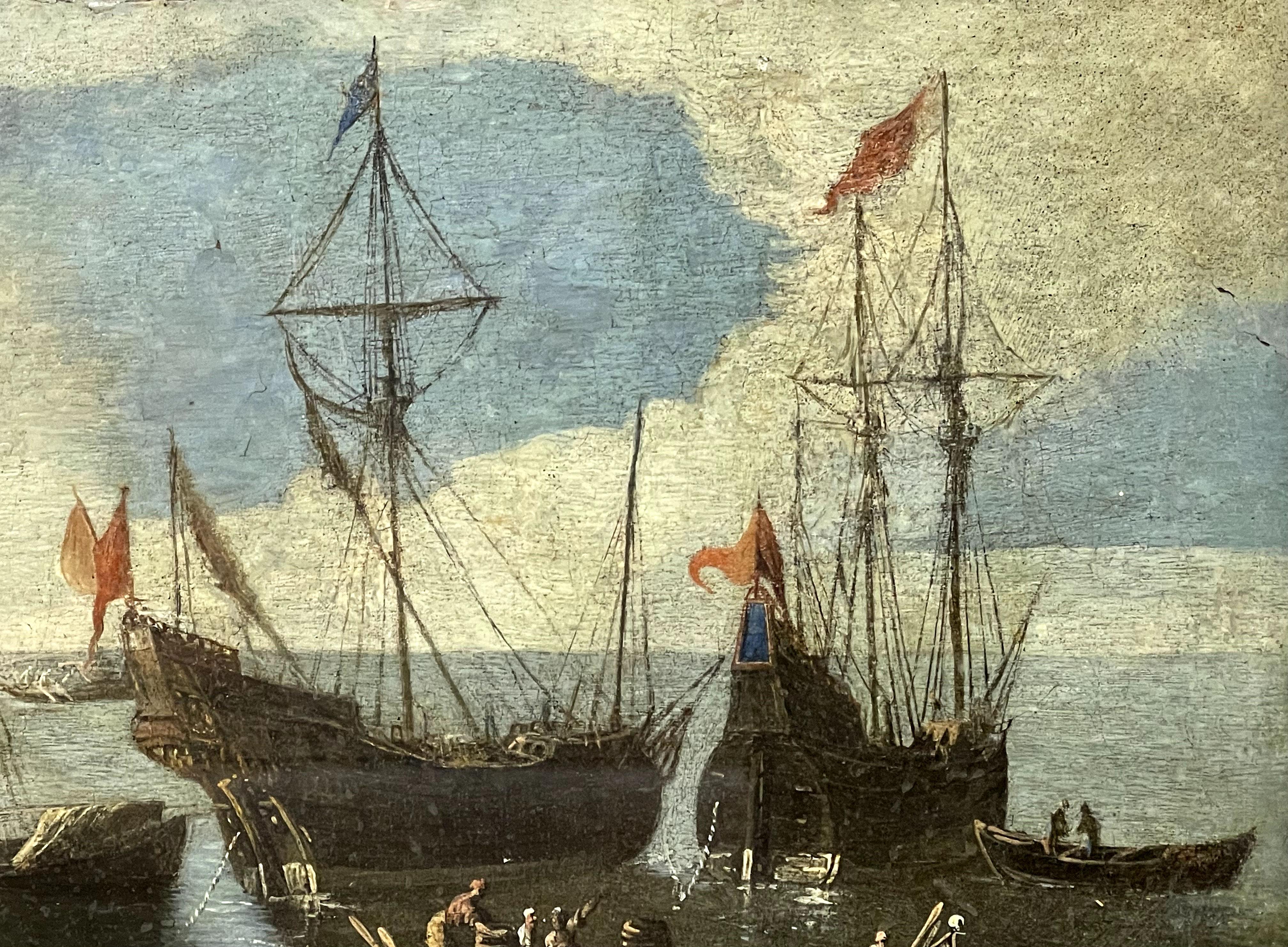 Seestück mit Schiffen und Figuren
Öl auf Leinwand
Gerahmt: 58 x 65 cm  Leinwand: 42 x 30 cm
Dieses elegante Seestück aus dem 18. Jahrhundert zeigt eine ruhige und doch dynamische maritime Szene mit vor Anker liegenden Schiffen, kleinen Booten und
