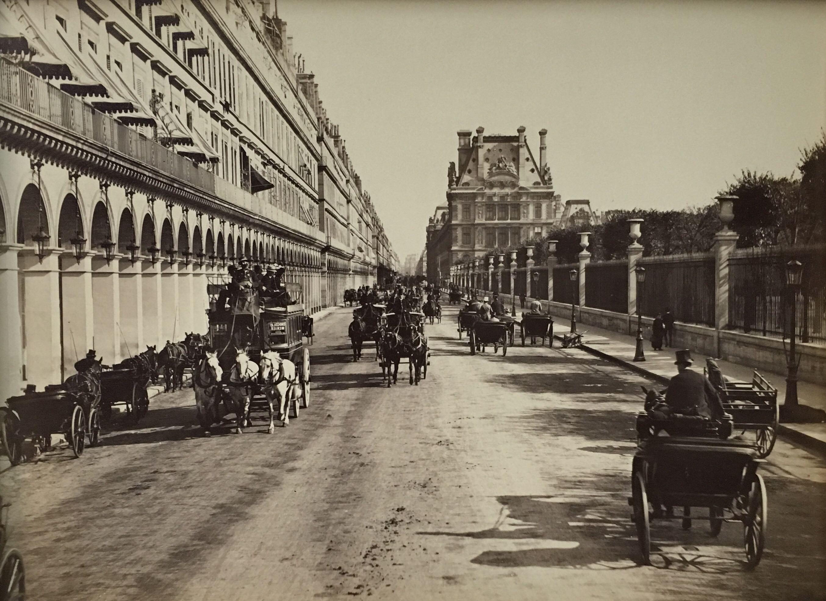 Unidentified Photographer Black and White Photograph - La Rue de Rivoli, Paris, 1892