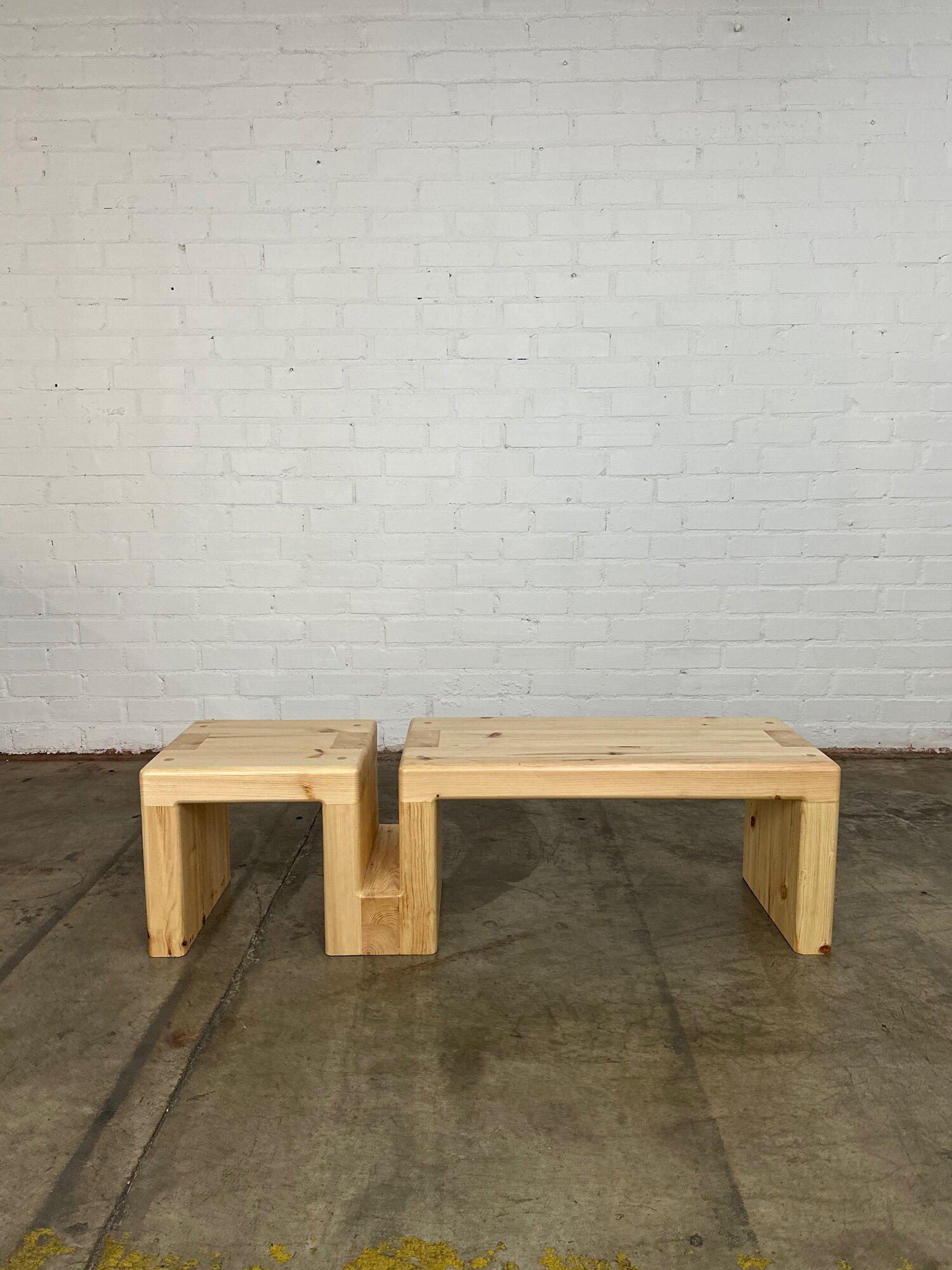 Wood Unidos Bench in Pine For Sale