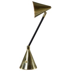 Unio 1-2 Contemporary Handcrafted Wireless Brass Lamp