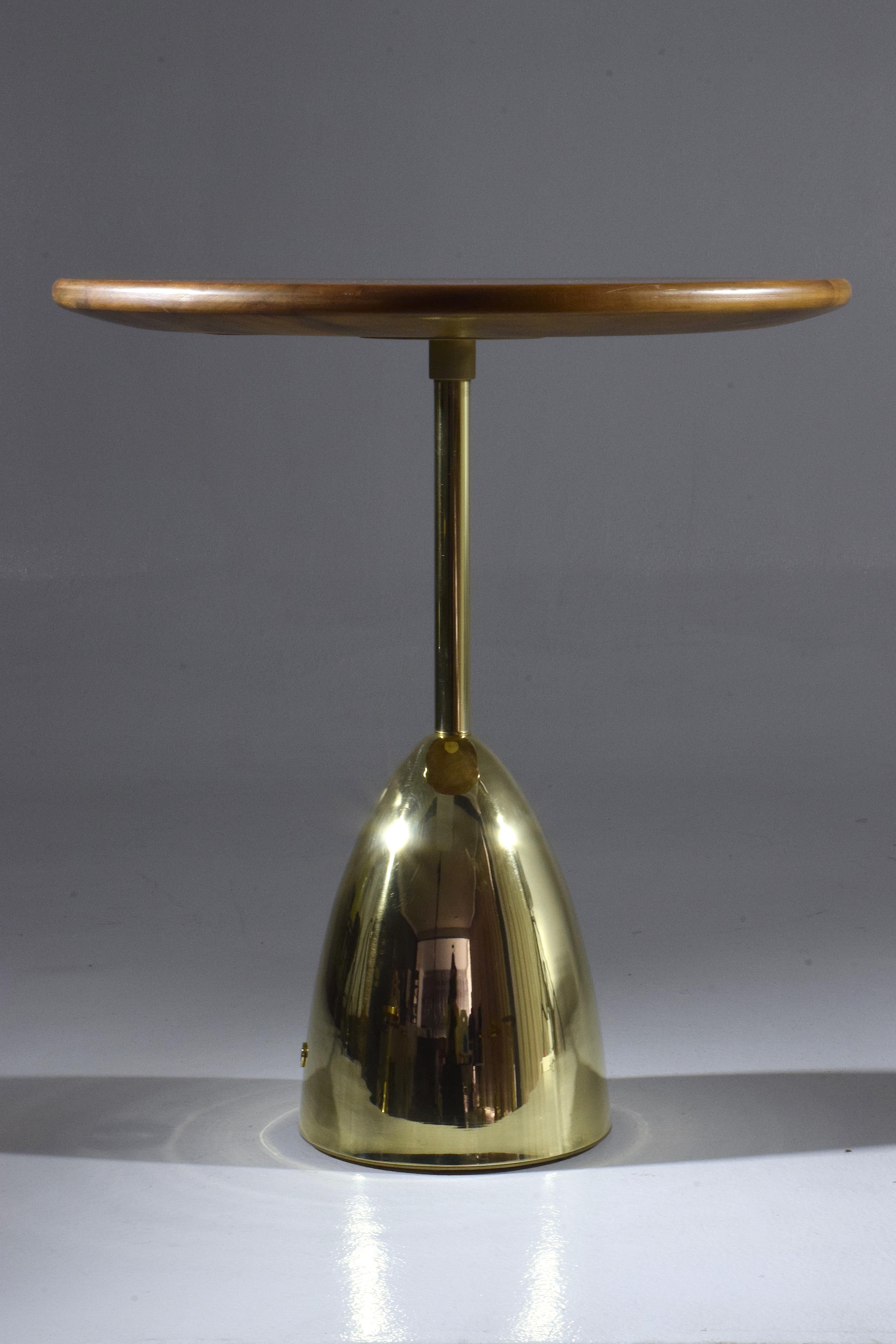 Modern Unio Contemporary Brass Charging Side Table, Flow Collection