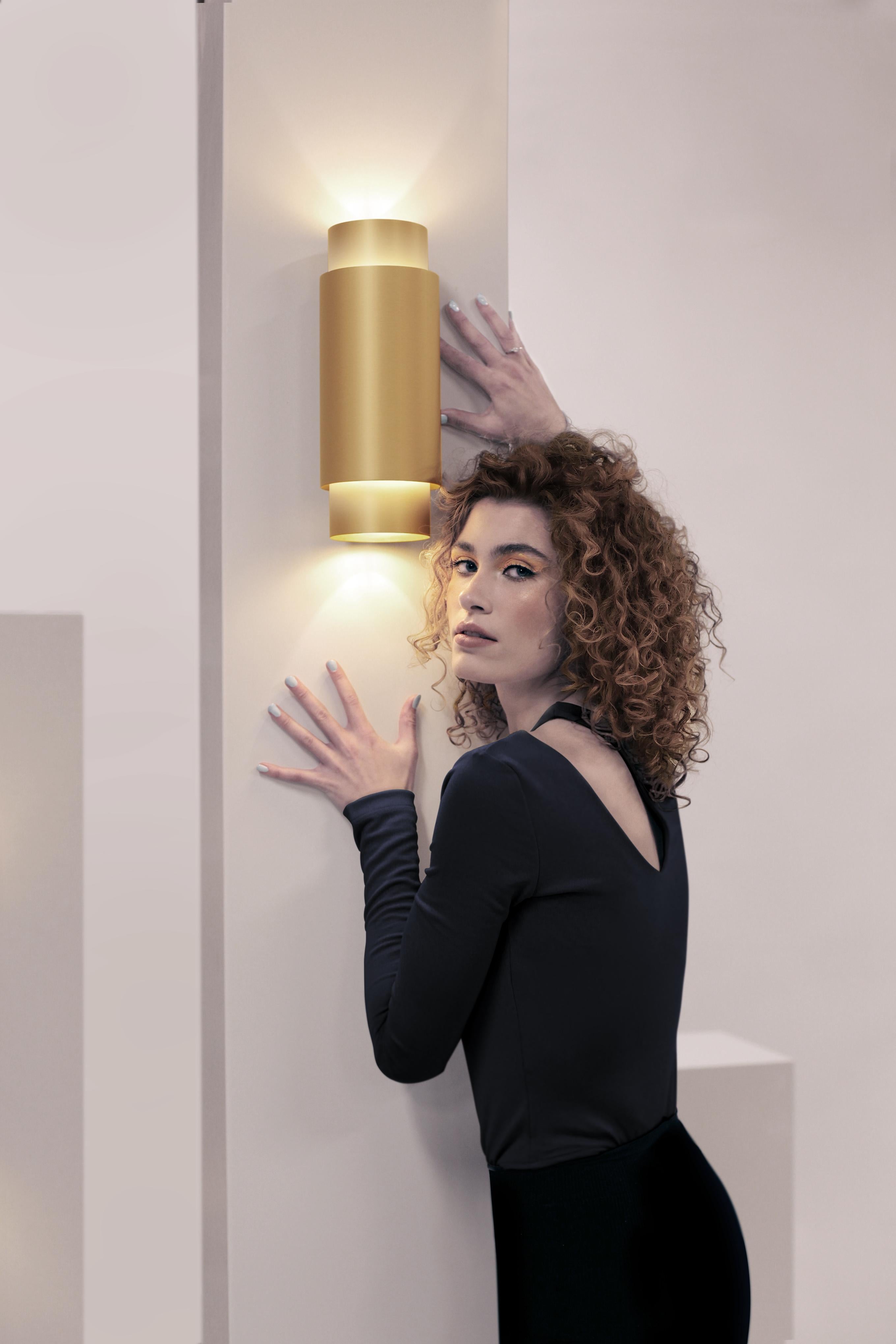 Lampada da parete contemporanea Union Medium in alluminio anodizzato bronzo di JSPR in vendita 1