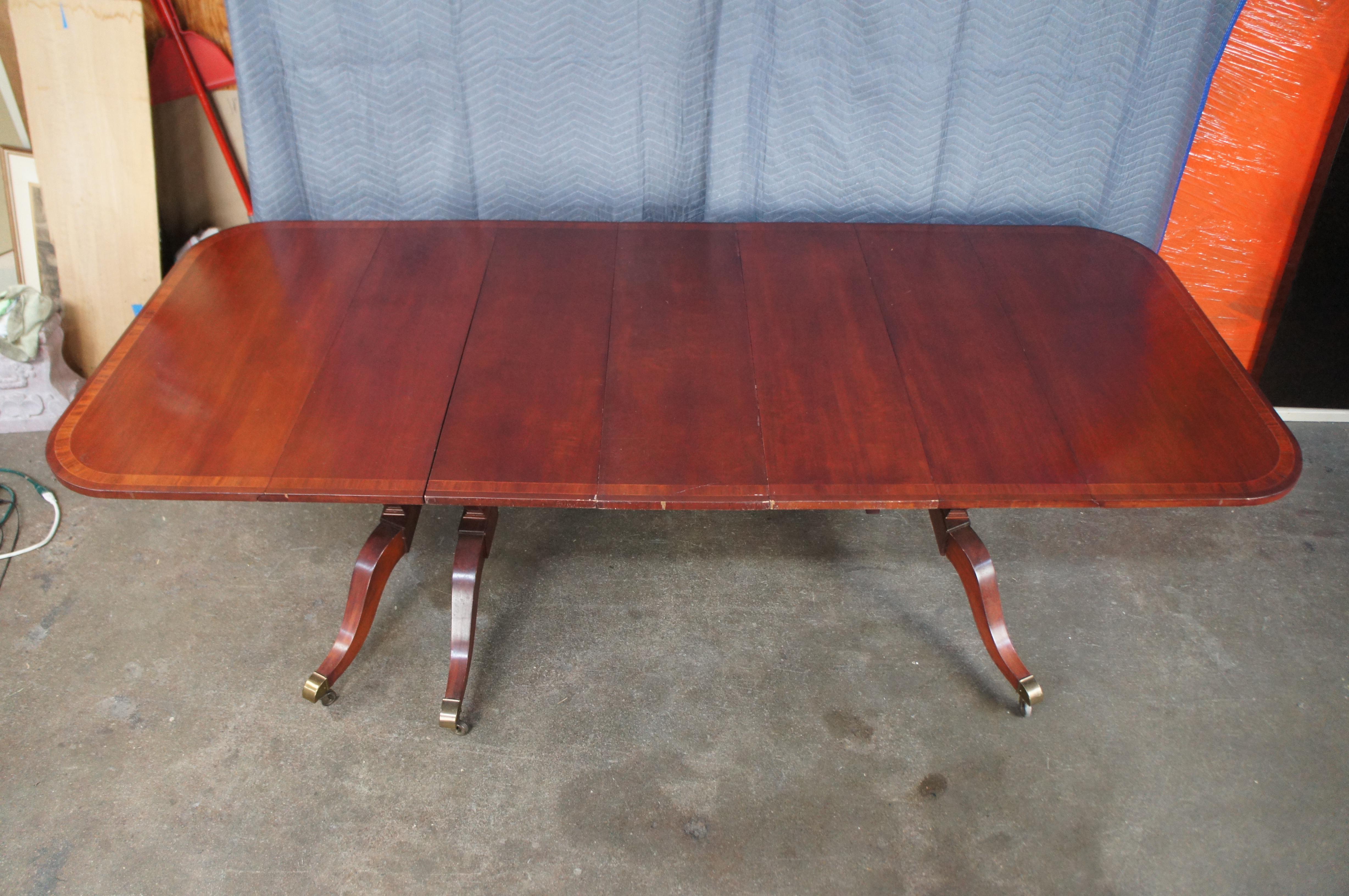 Union National Mid Century Duncan Phyfe Style Mahogany Drop Leaf Dining Table For Sale 3