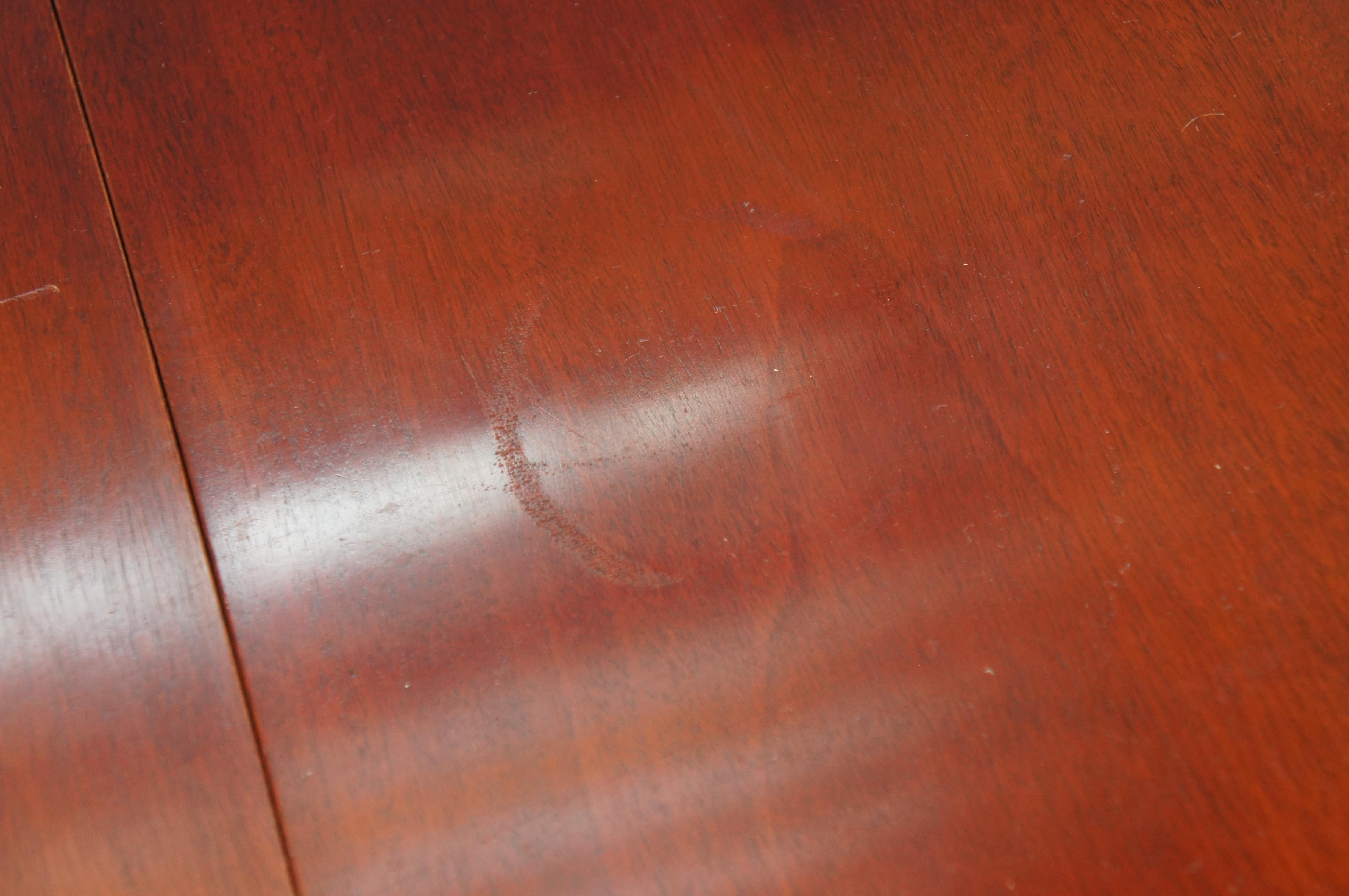 Union National Mid Century Duncan Phyfe Style Mahogany Drop Leaf Dining Table For Sale 7