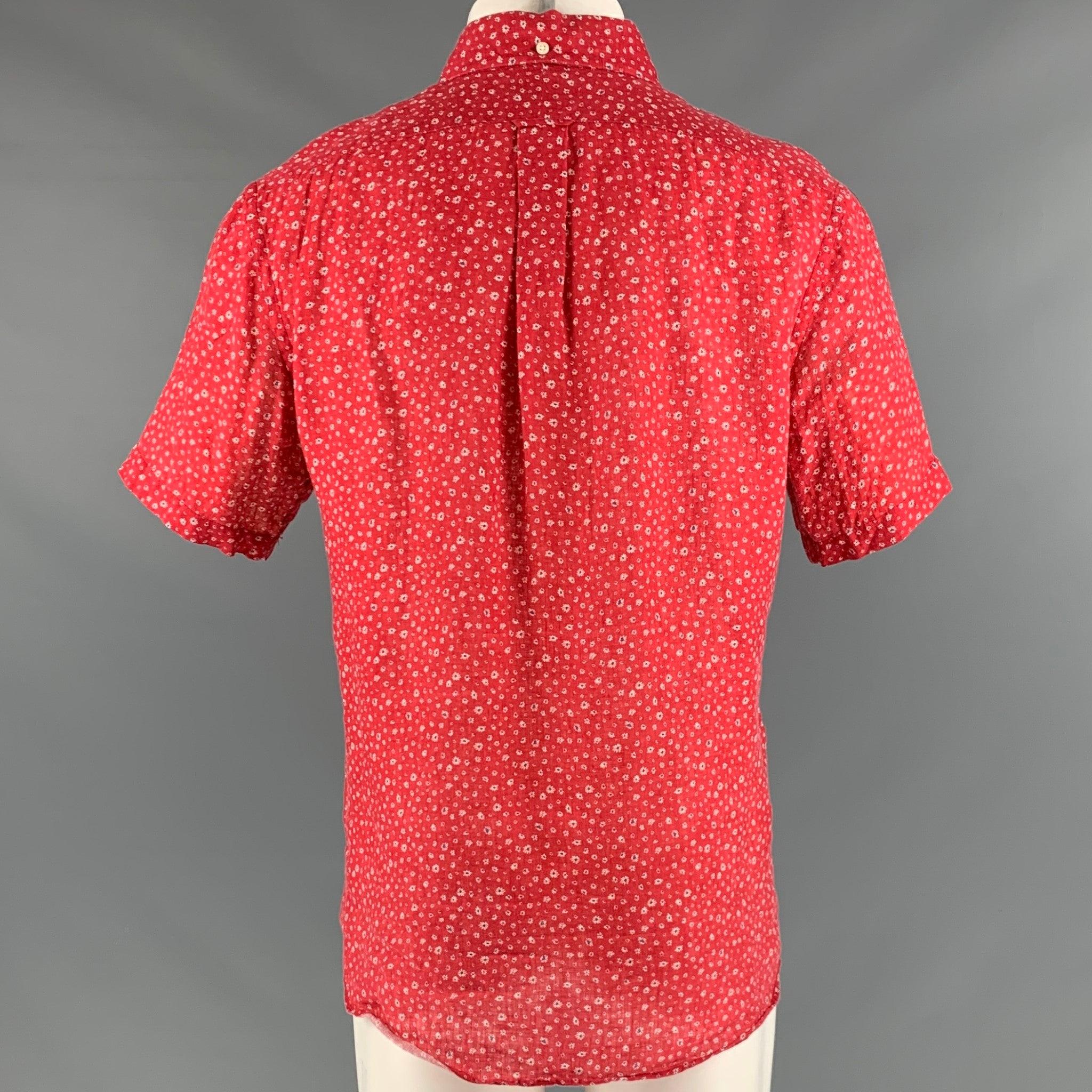 UNIONMADE Size M Red White Floral Linen Short Sleeve Shirt In Good Condition For Sale In San Francisco, CA