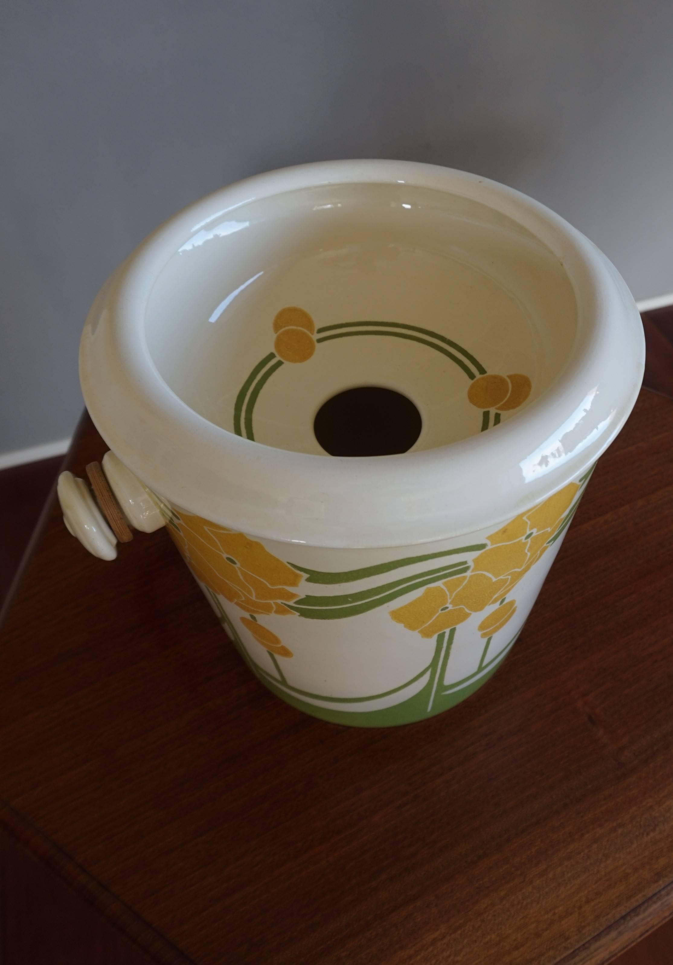 Antikes und hervorragendes 7-teiliges Mintons Arts and Crafts-Keramik-Bad-Set in hervorragendem Zustand (Britisch)