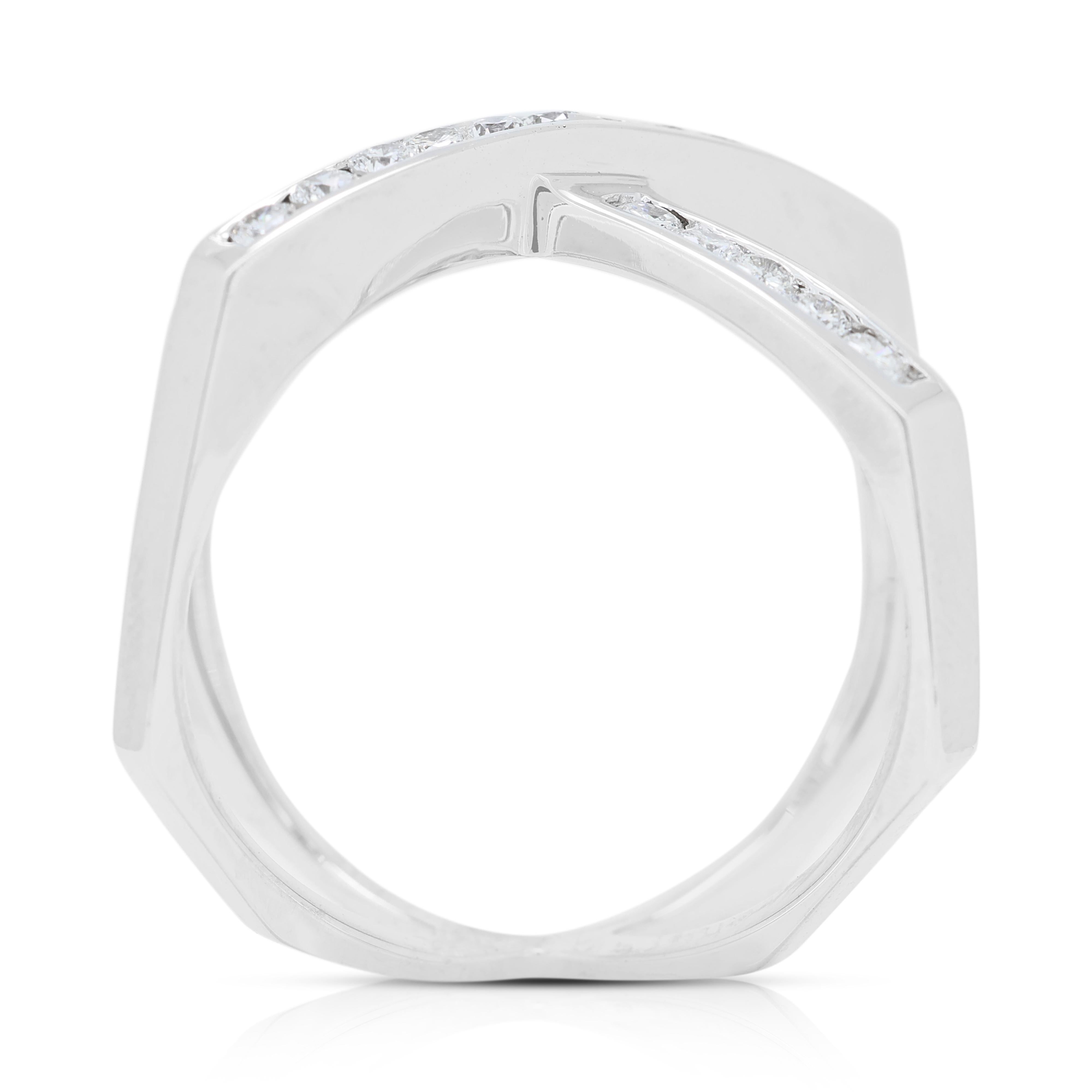 Unique 0.63ct Diamonds Ring in 18K White Gold For Sale 1