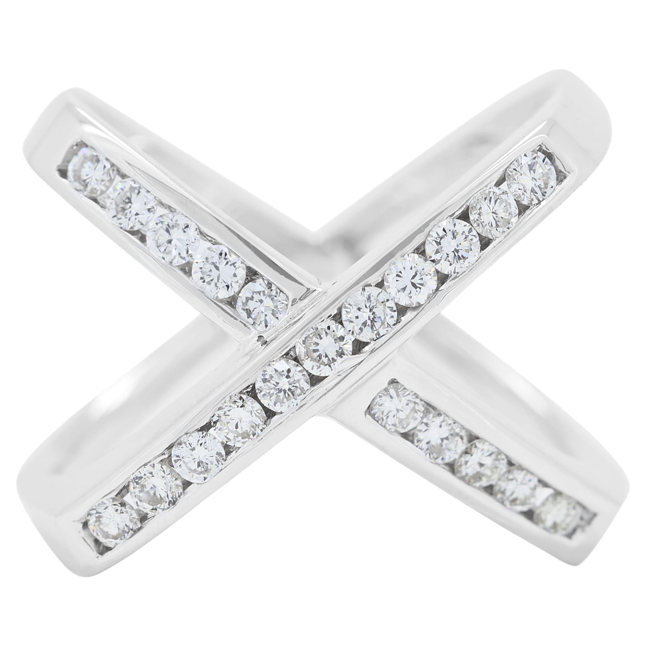 Unique 0.63ct Diamonds Ring in 18K White Gold