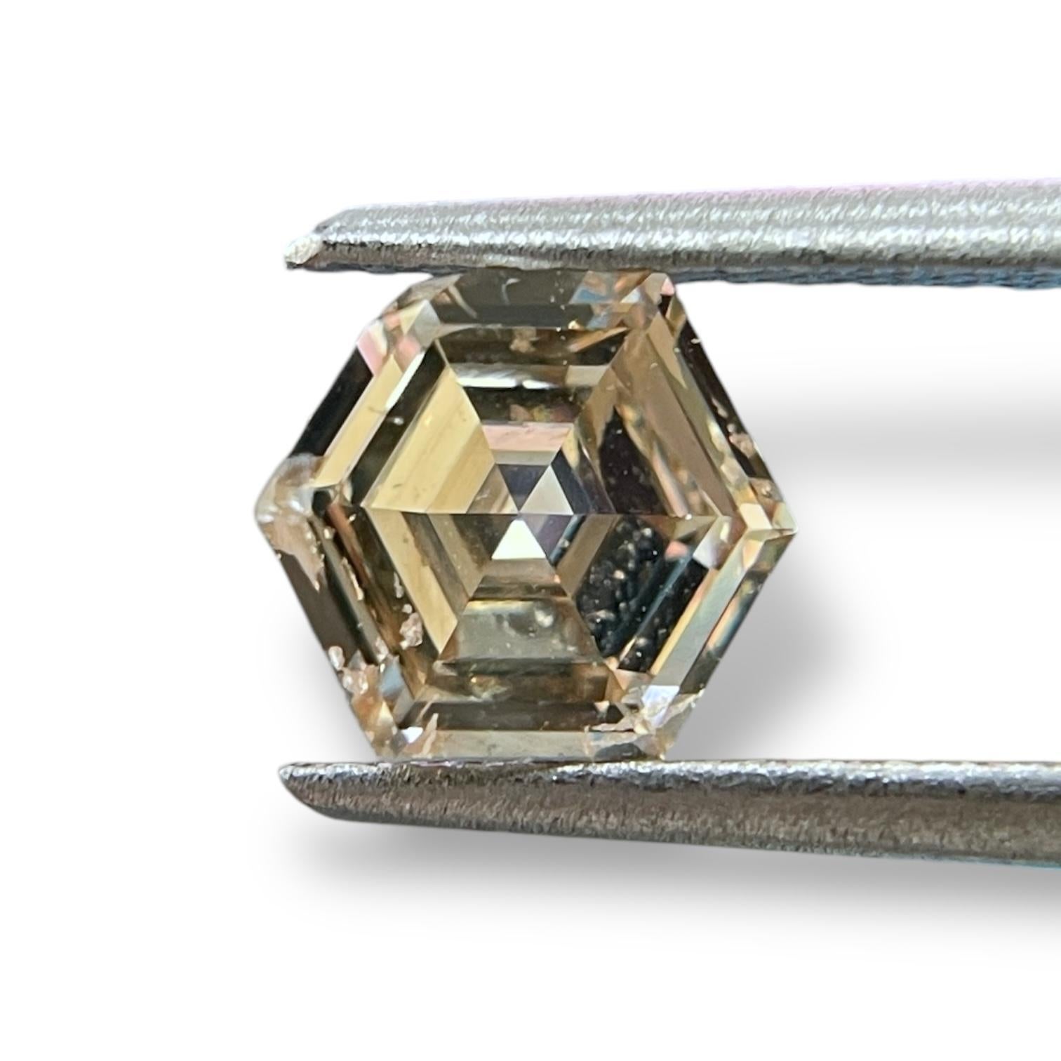 Hexagon Cut Unique 1 Carat Hexagonal Natural Diamond For Sale
