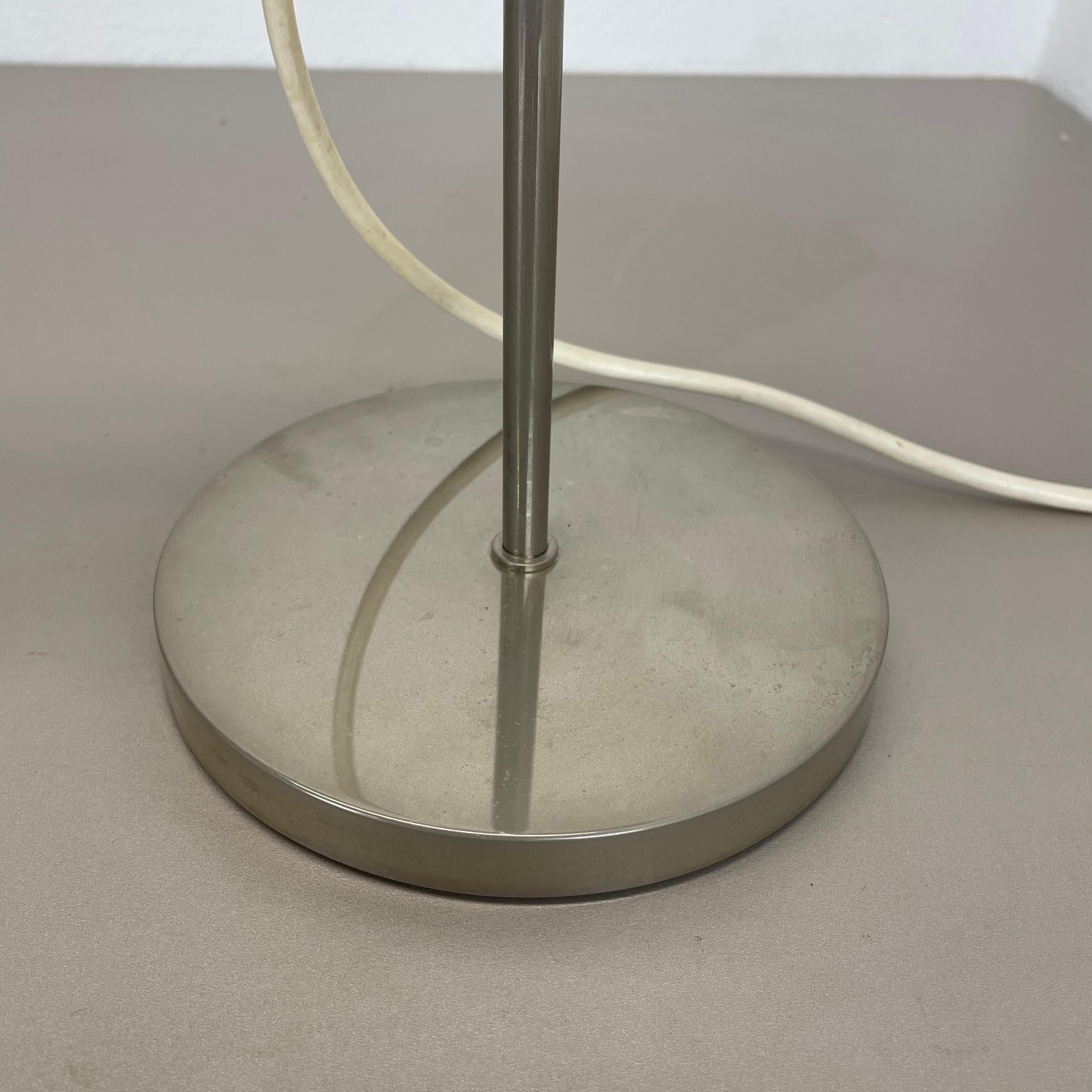 única mesa cromada de 1 punto Lámpara estilo Koch & Lowy OMI Lighting Alemania, 1970 en venta 7