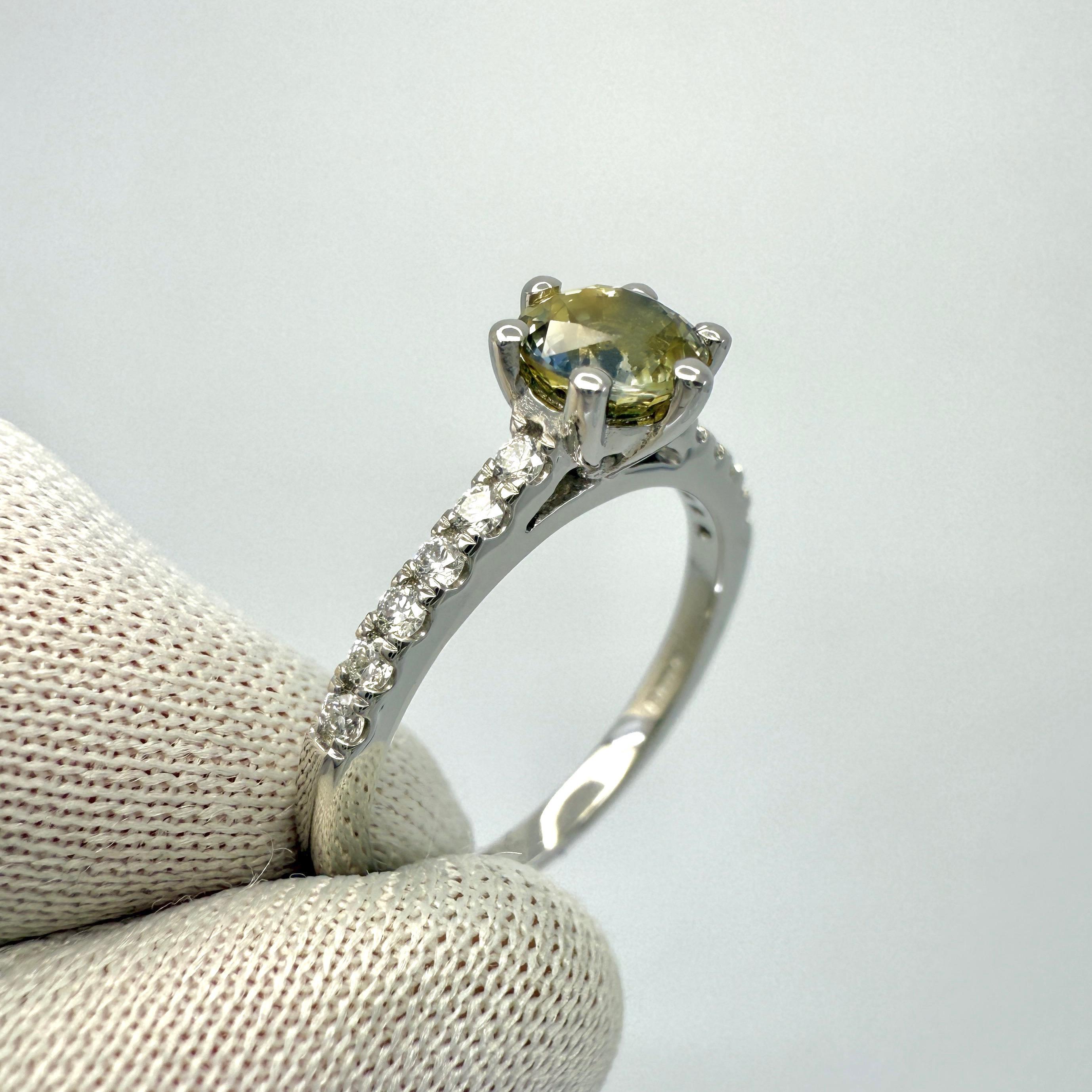 Unique 1.05ct Bi Colour Round Cut Blue Yellow Sapphire & Diamond Platinum Ring For Sale 3