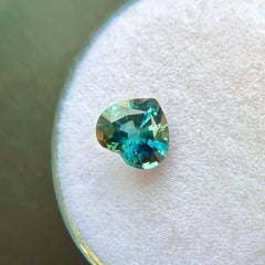 Unique 1.23ct Natural Sapphire Vivid Green Blue Heart Cut Rare Gem 6.8x6.3mm VS