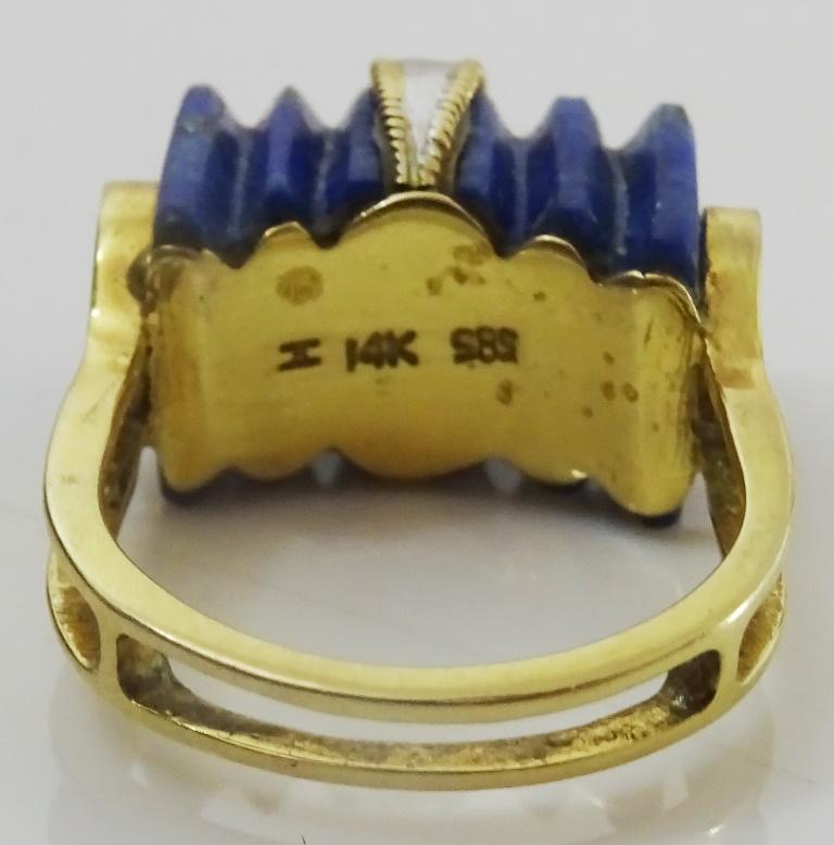 Tumbled Unique 14 karat Gold Carved Lapis Lazuli Tank Ring For Sale