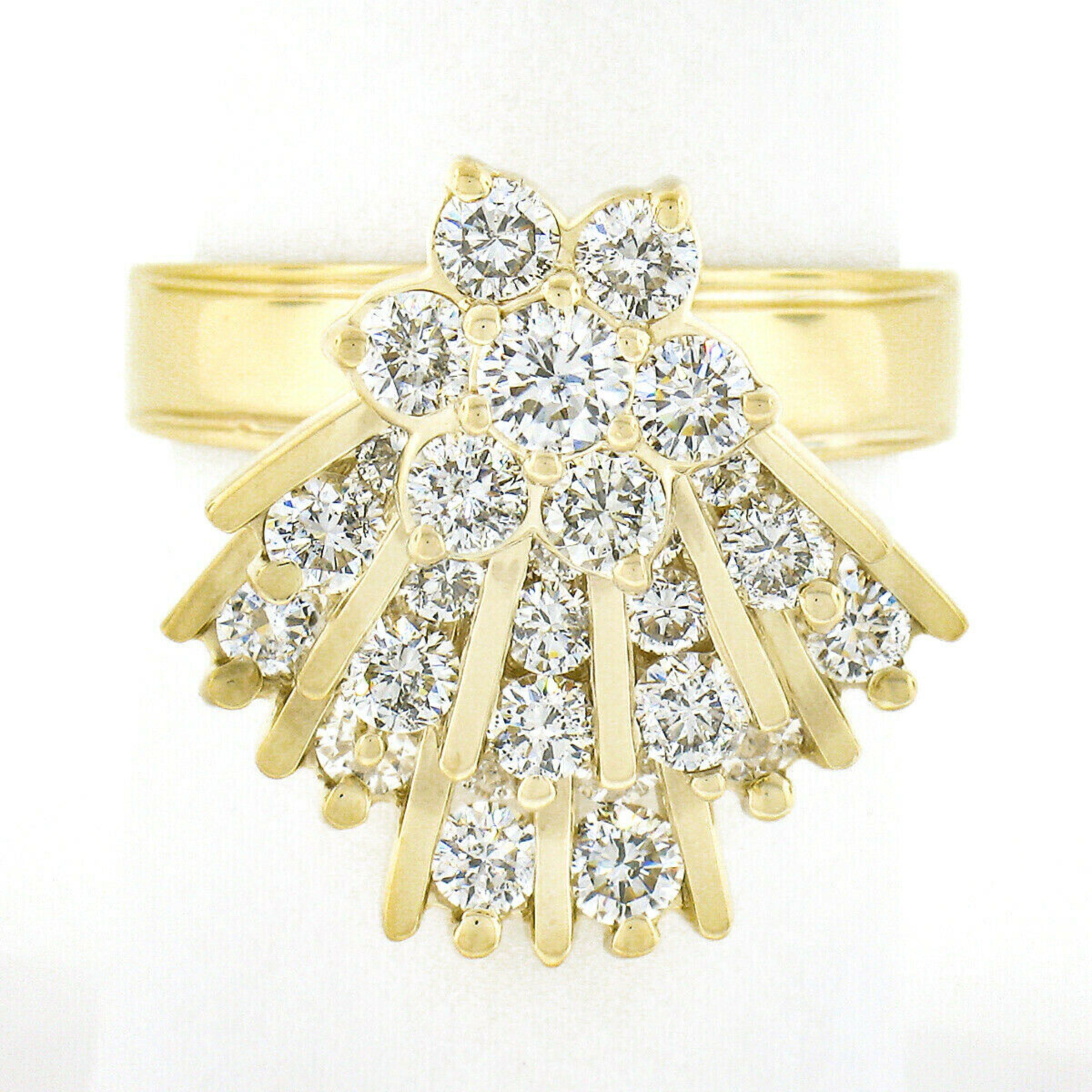 Unique 14k Gold 2.30ctw Round Diamond Spinning Fan Cluster Mobile Cocktail Ring In Excellent Condition For Sale In Montclair, NJ