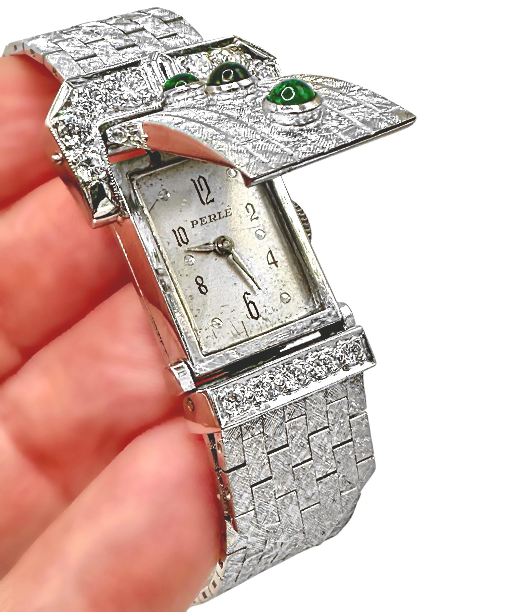 Einzigartige 14K Weißgold Ziegelglieder-Retro-Deckeluhr mit Diamanten und Smaragden 7