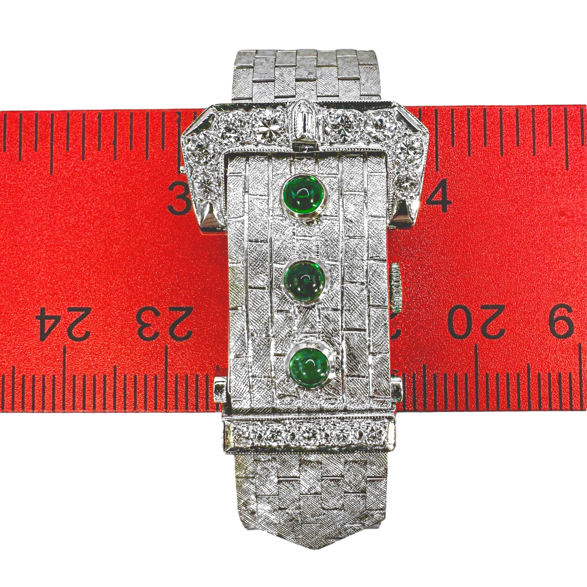 Einzigartige 14K Weißgold Ziegelglieder-Retro-Deckeluhr mit Diamanten und Smaragden 9