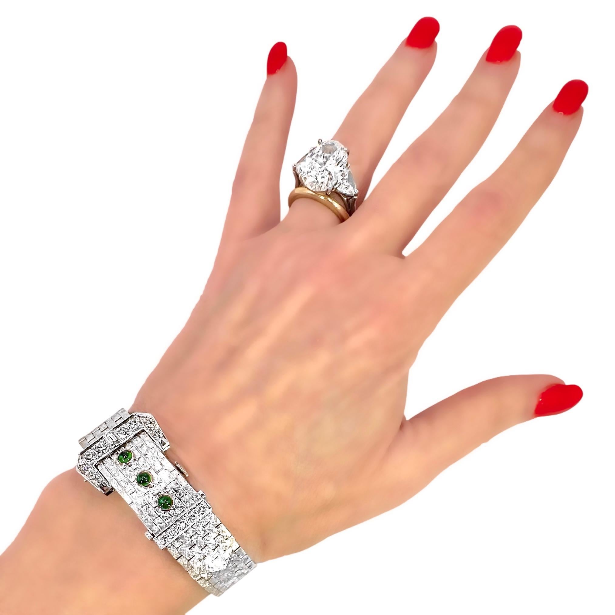 Einzigartige 14K Weißgold Ziegelglieder-Retro-Deckeluhr mit Diamanten und Smaragden 12